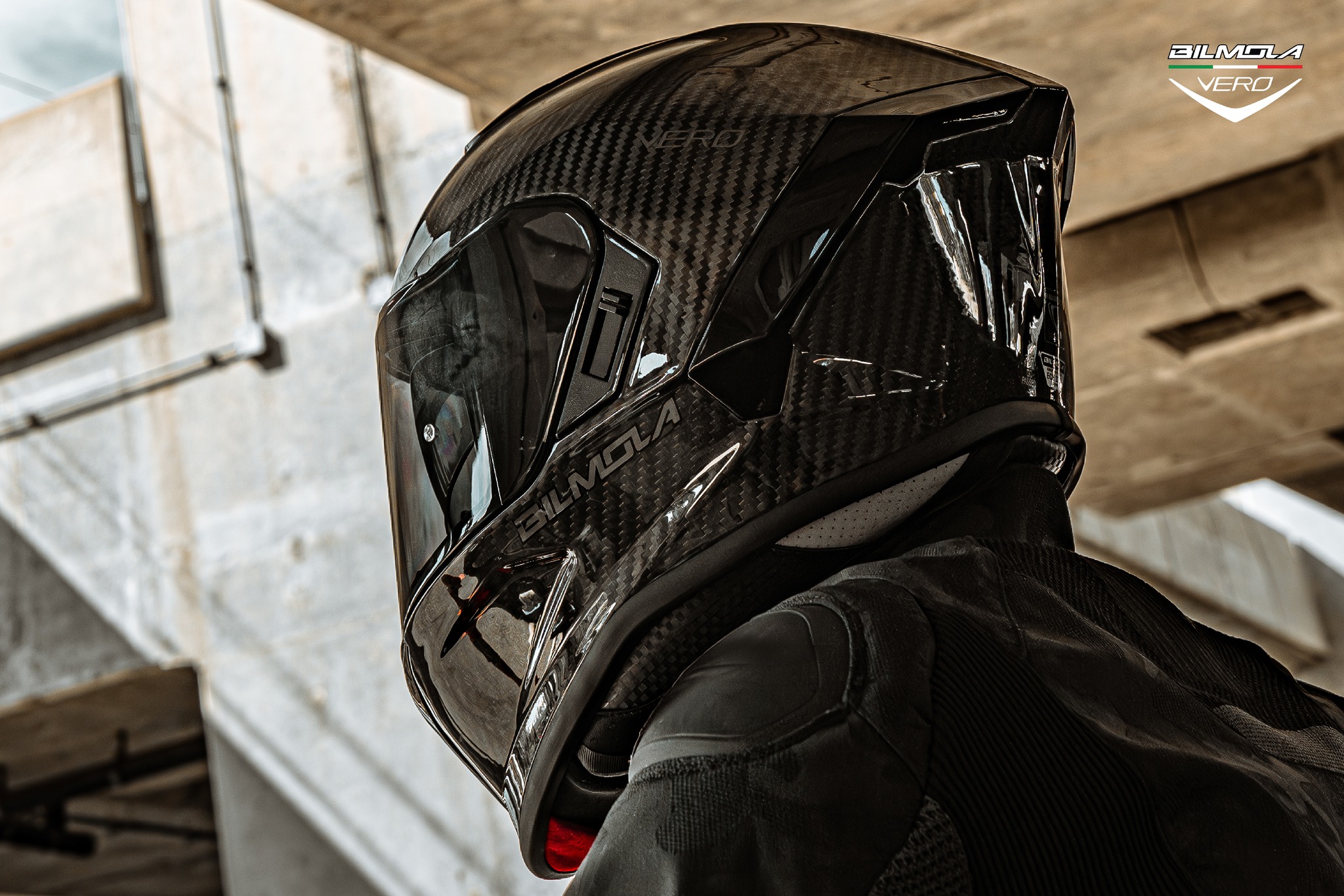 หมวกกันน็อค BILMOLA VERO 6K CARBON พร้อมของแถมสุดพรีเมียม Bilmola Helmet Bag และ Black Visor แว่นสองชั้น