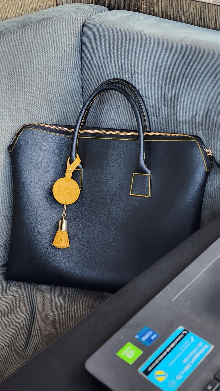 Luxury Folder Bag กระเป๋าเอกสาร กระเป๋าโน๊ตบุ๊ค สุดหรู สำหรับพกพา ของพรีเมี่ยม ของที่ระลึก