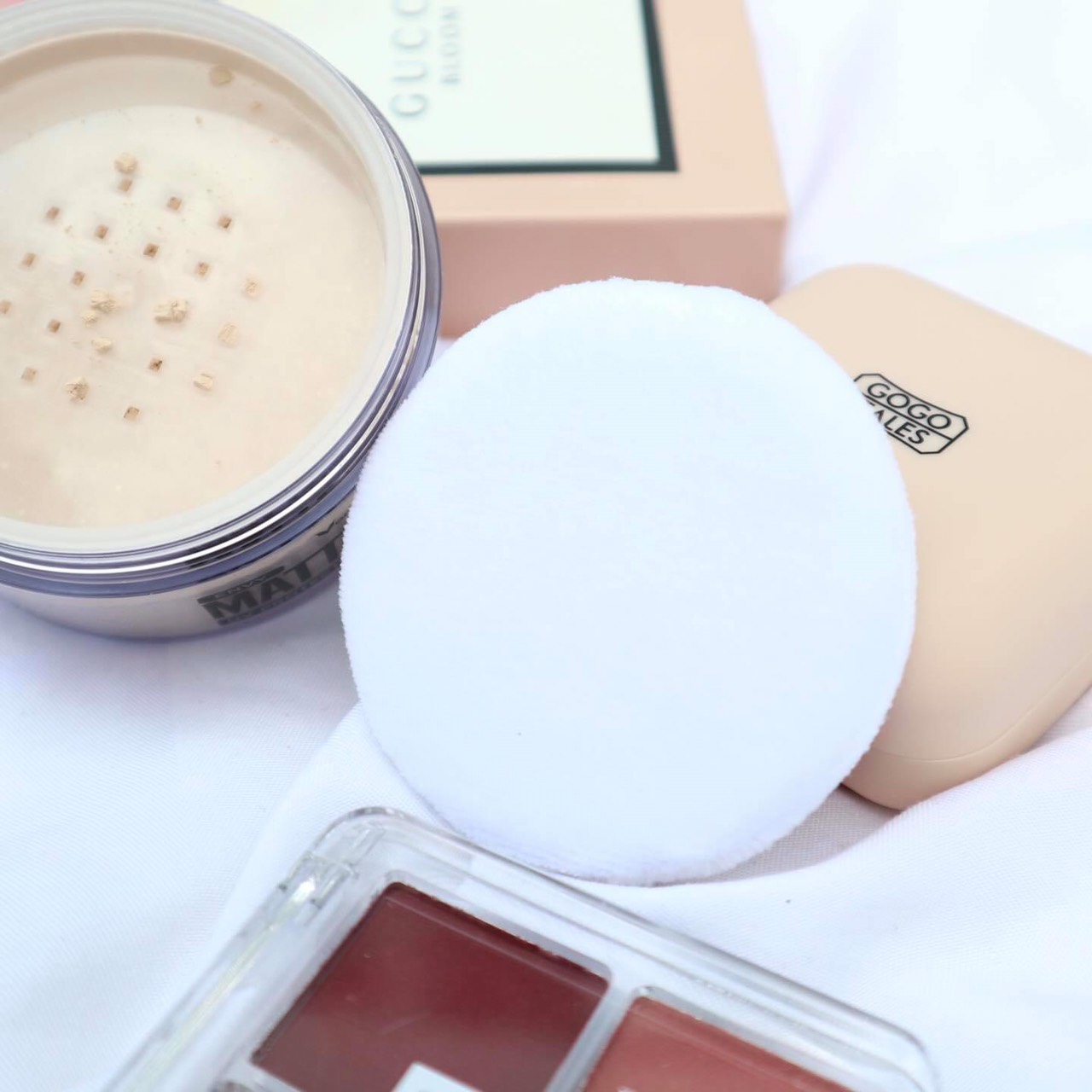 แป้งฝุ่น Verena Envy Matte Loose Powder Foundation UV Protection SPF20 PA+++