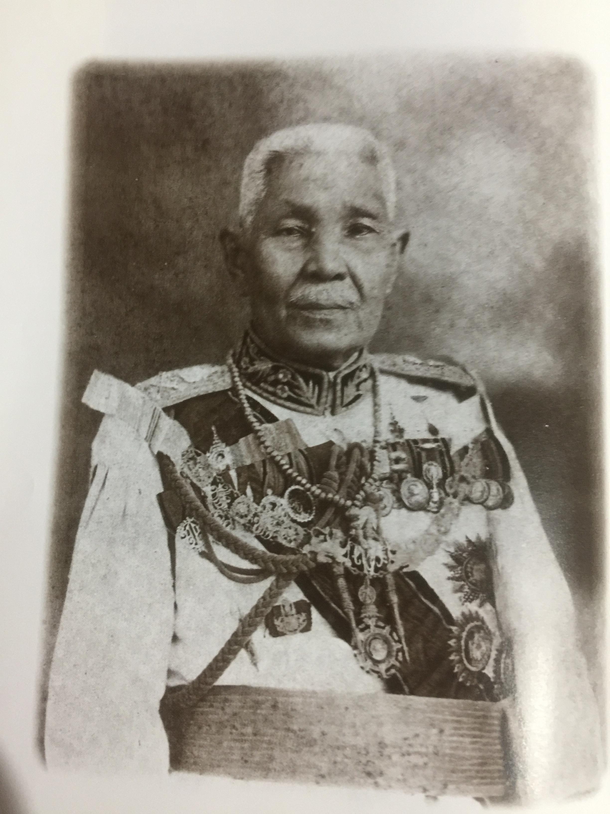 เจ้าพระยาสุรศักดิ์มนตรี. เจ้าของลิขสิทธิ์ โรงเรียนสุรศักดิ์มนตรี 0 กก.