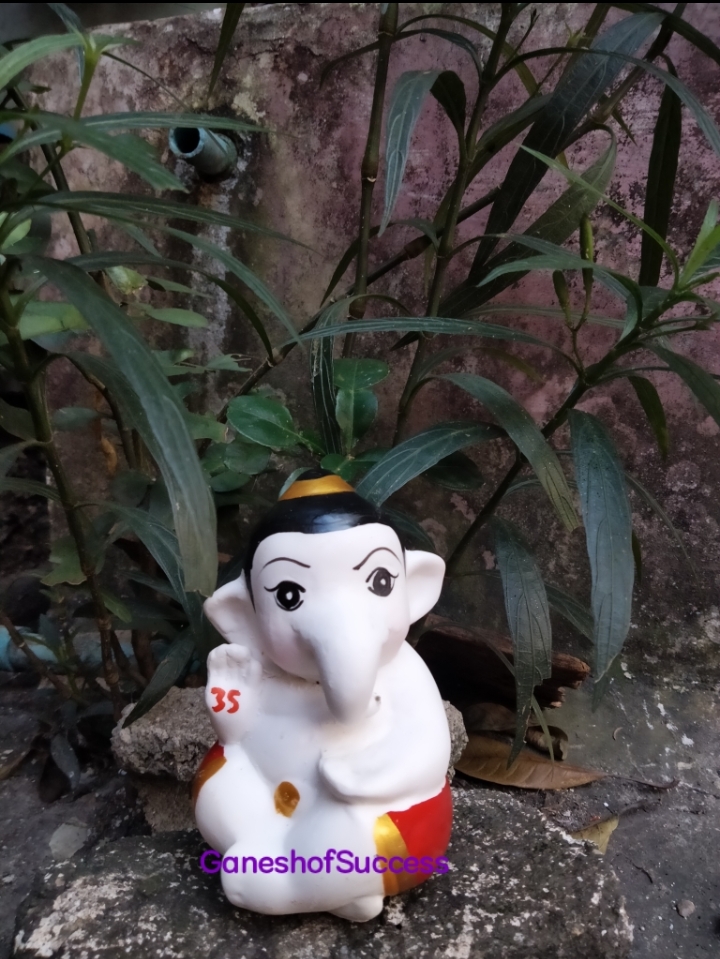 พระพิฆเนศบาละคณปติ ปางเด็ก งานเซรามิค