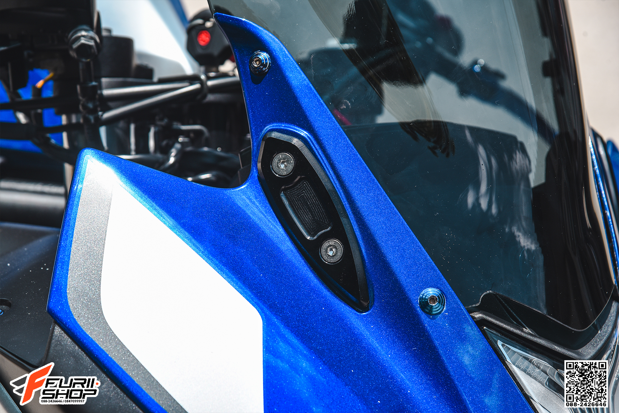 อุดกระจก RSV สีดำ FOR YAMAHA R3