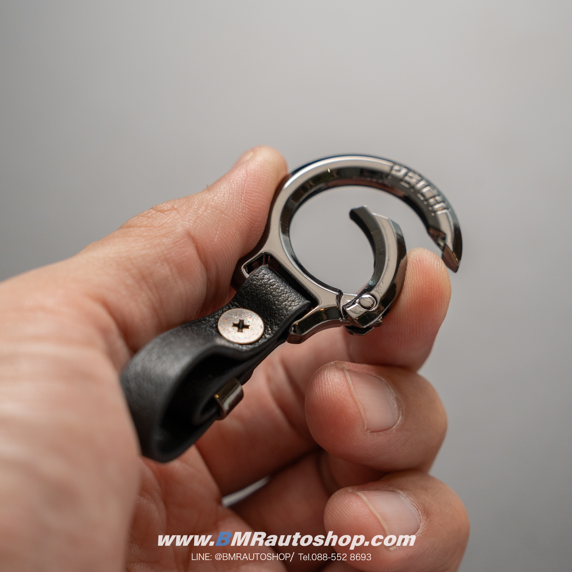 พวงกุญแจรถยนต์ BMW รุ่น AC228 สี Black Chrome