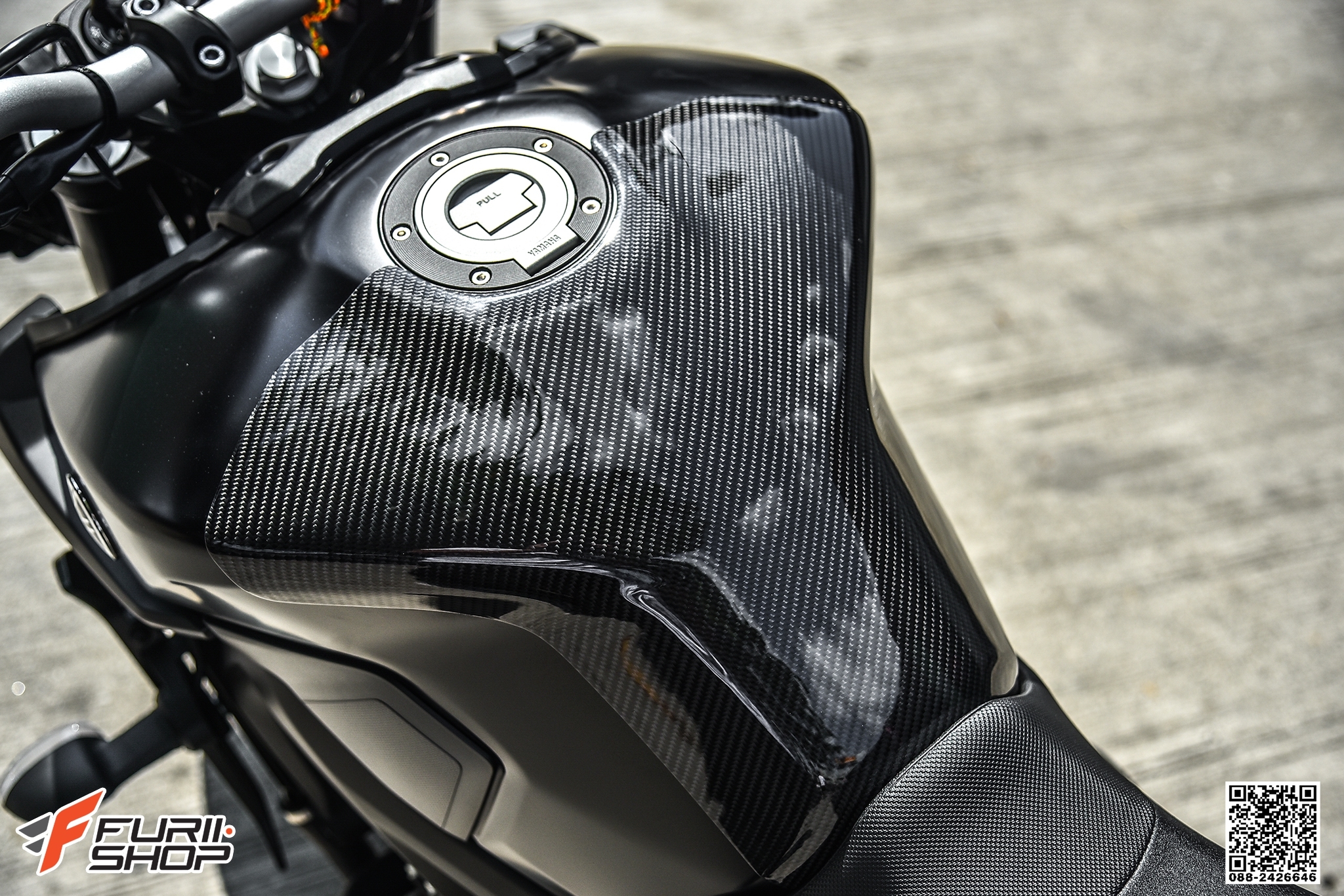 ครอบถังเพรียวเคฟล่า FORCE RACING FOR YAMAHA MT09