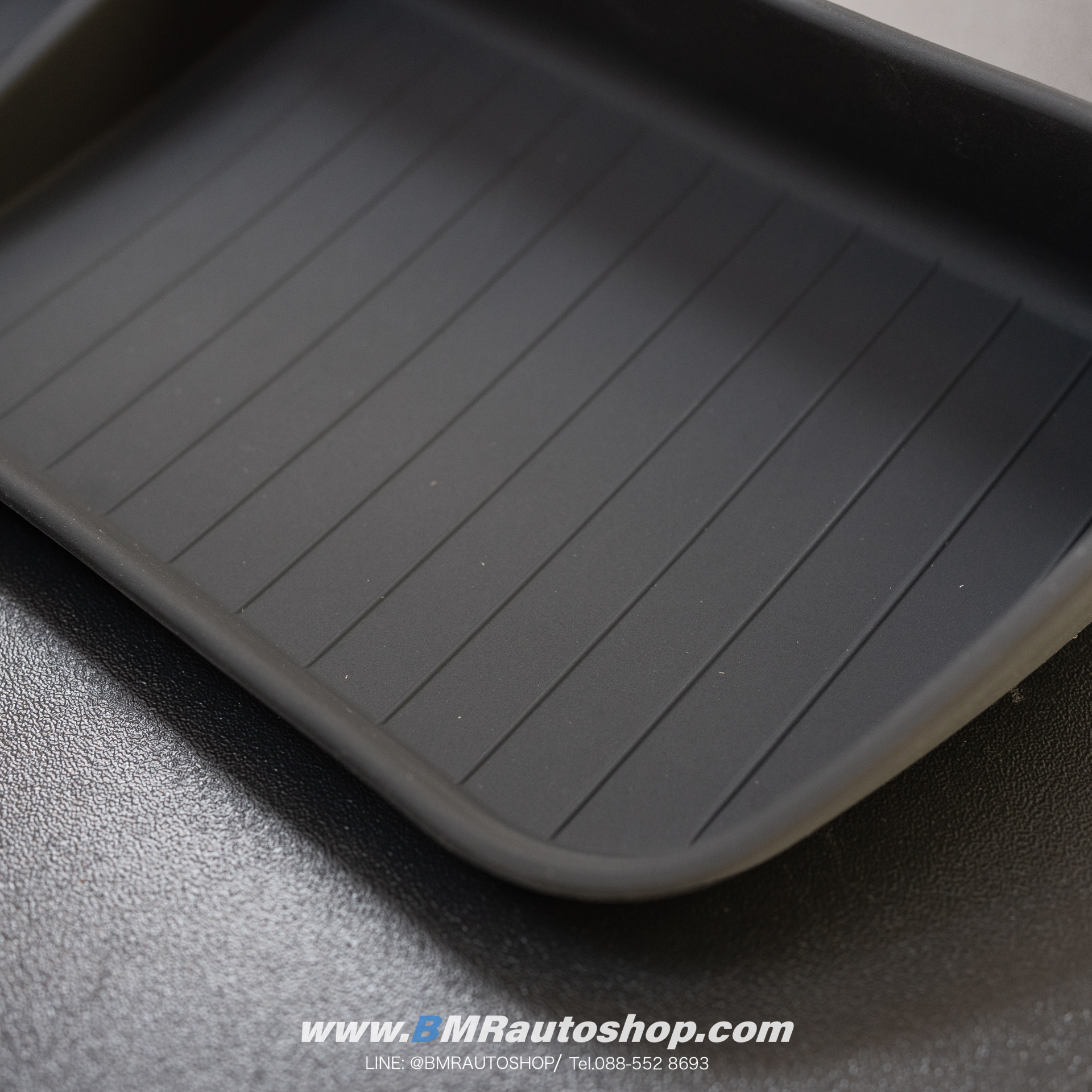 ถาดวางของหลังจอ BMW X3 G01 LCI* รุ่น IN203