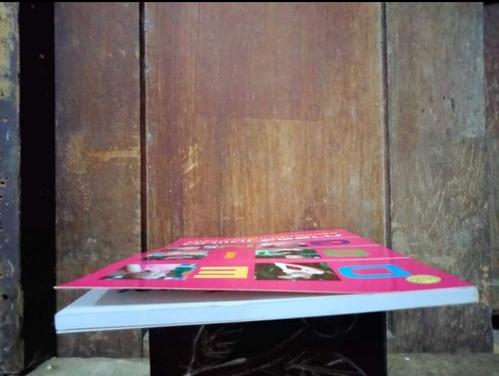 การสร้างแบบและตัดเย็บเสื้อผ้าเด็ก