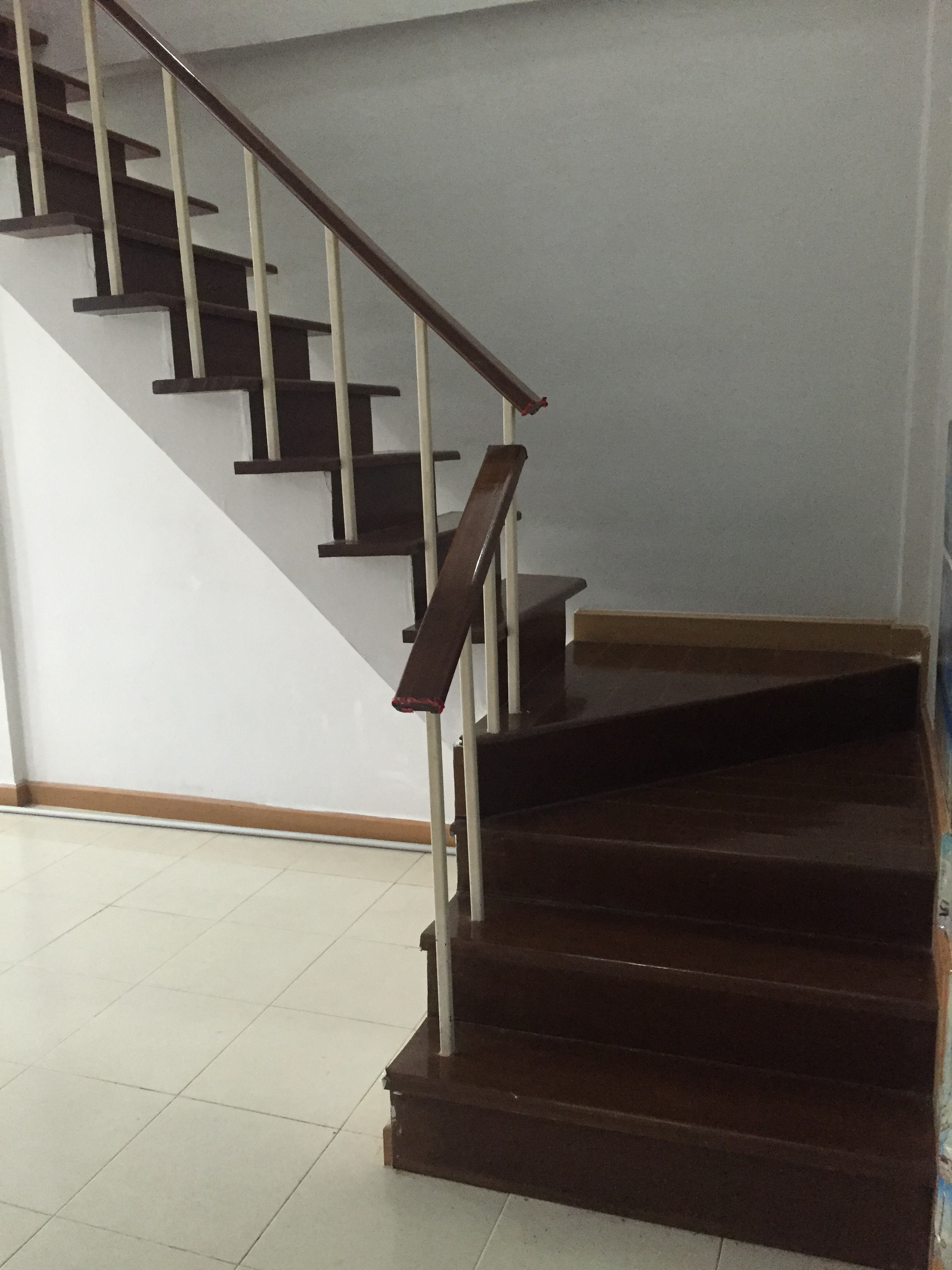 ขายทาวน์เฮ้าส์ 2ชั้น 17 ตรว. 2 นอน 2 น้ำ ม.นวรัตน์ ถนน กาญจนาภิเษก - จันทร์ทองเอี่ยม บางบัวทอง นนทบุรี ใกล้สถานีรถไฟฟ้าสายสีม่วง (บางไผ่)