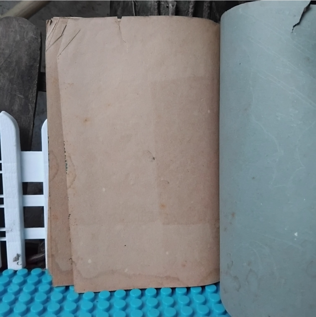 หนังสือกวีนิพนธ์ คำกลอน รามเกียรติ์ ศึกกุมภกรรณ ร้อยกรอง พระราชนิพนธ์ใน ร.1 ฉบับพิมพ์เมื่อปี 2480