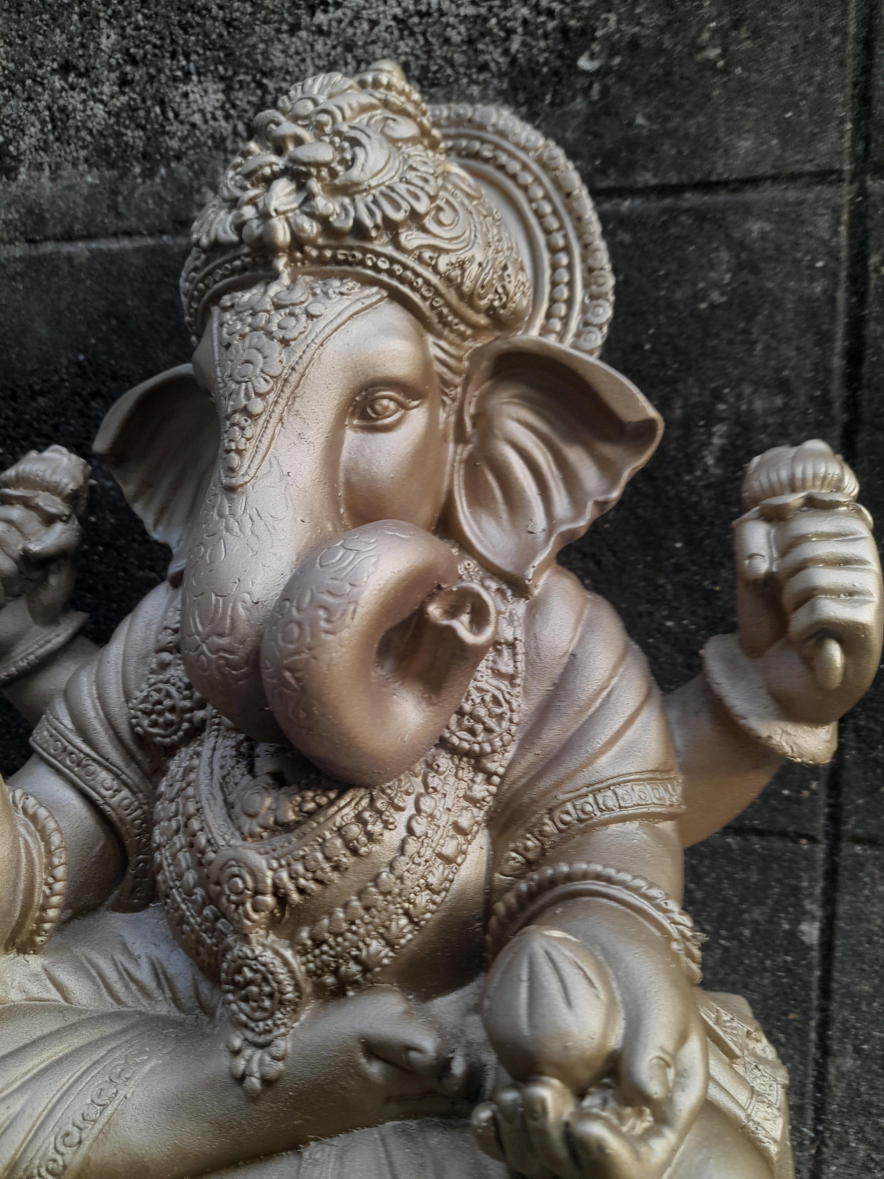 งานพิมพ์ต้นแบบ องค์ทองคำแบบ LV สีทองสง่ามีระดับ พระพิฆเนศปางดั๊กดูเศรษฐ์ อภิมหาเศรษฐี