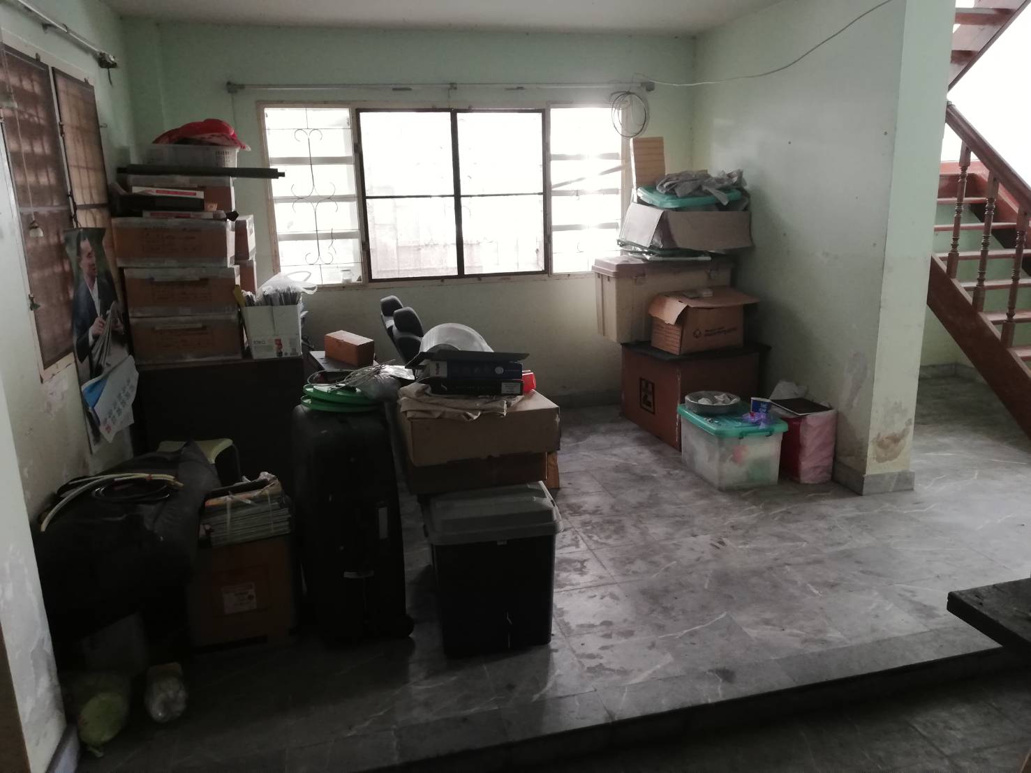 หมู่บ้านทรัพย์กานดา บ้านแฝด เนื้อที่ 47 ตร.ว. 2 ชั้น 3 นอน 2 น้ำ 1 ครัว ที่จอดรถ 2 คัน +(หหน้าบ้าน1คัน) ถนนรังสิต-ปทุมธานี ถนน345 ต.บ้านฉาง อ.เมืองปทุมธานี จ.ปทุมธานี