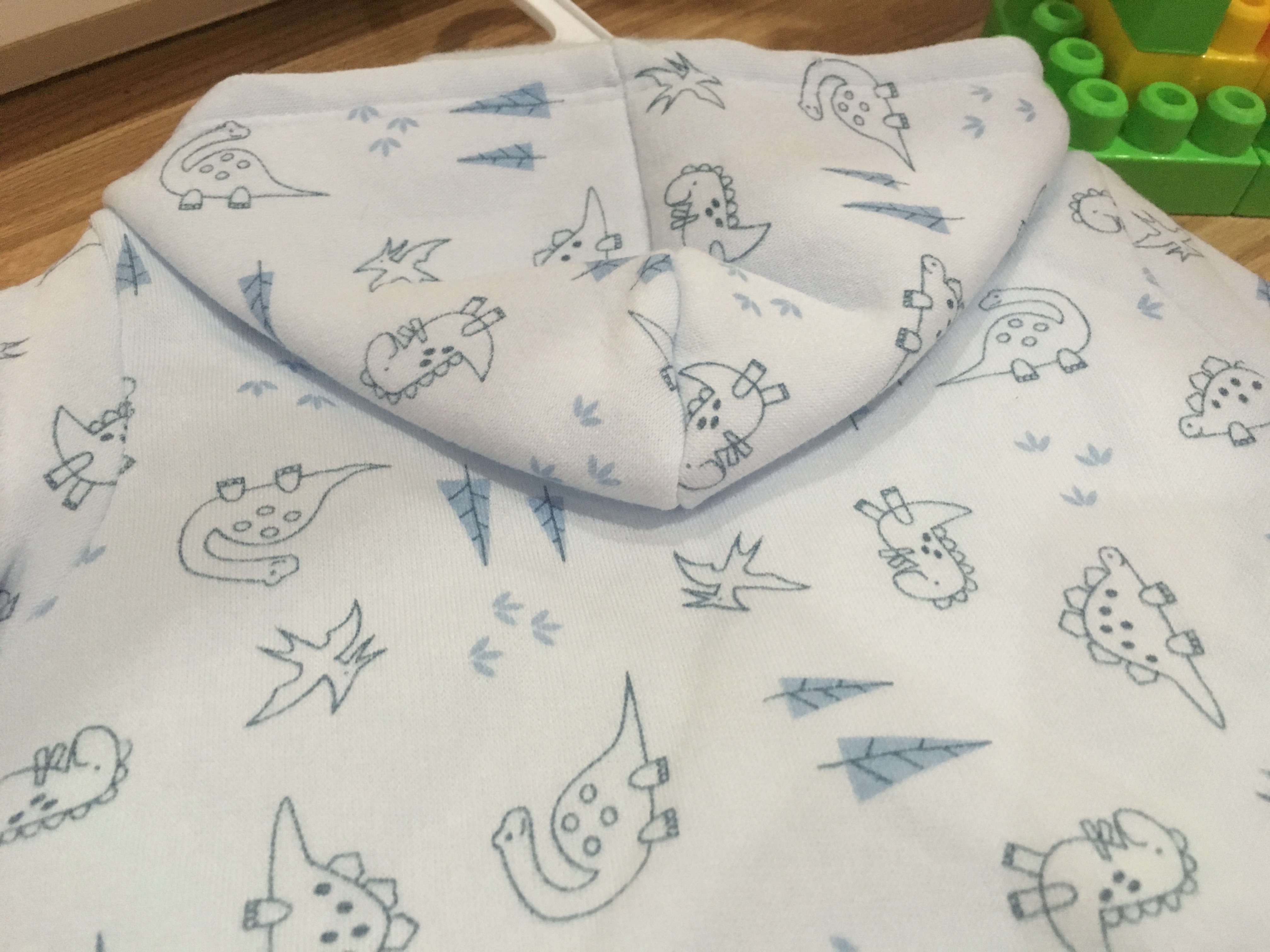 S1308_[Size-NB-สีฟ้าลายไดโนเสาร์]_ชุดเช็ต3ชิ้นเสื้อ+กางเกง+เสื้อคลุมมีหมวก