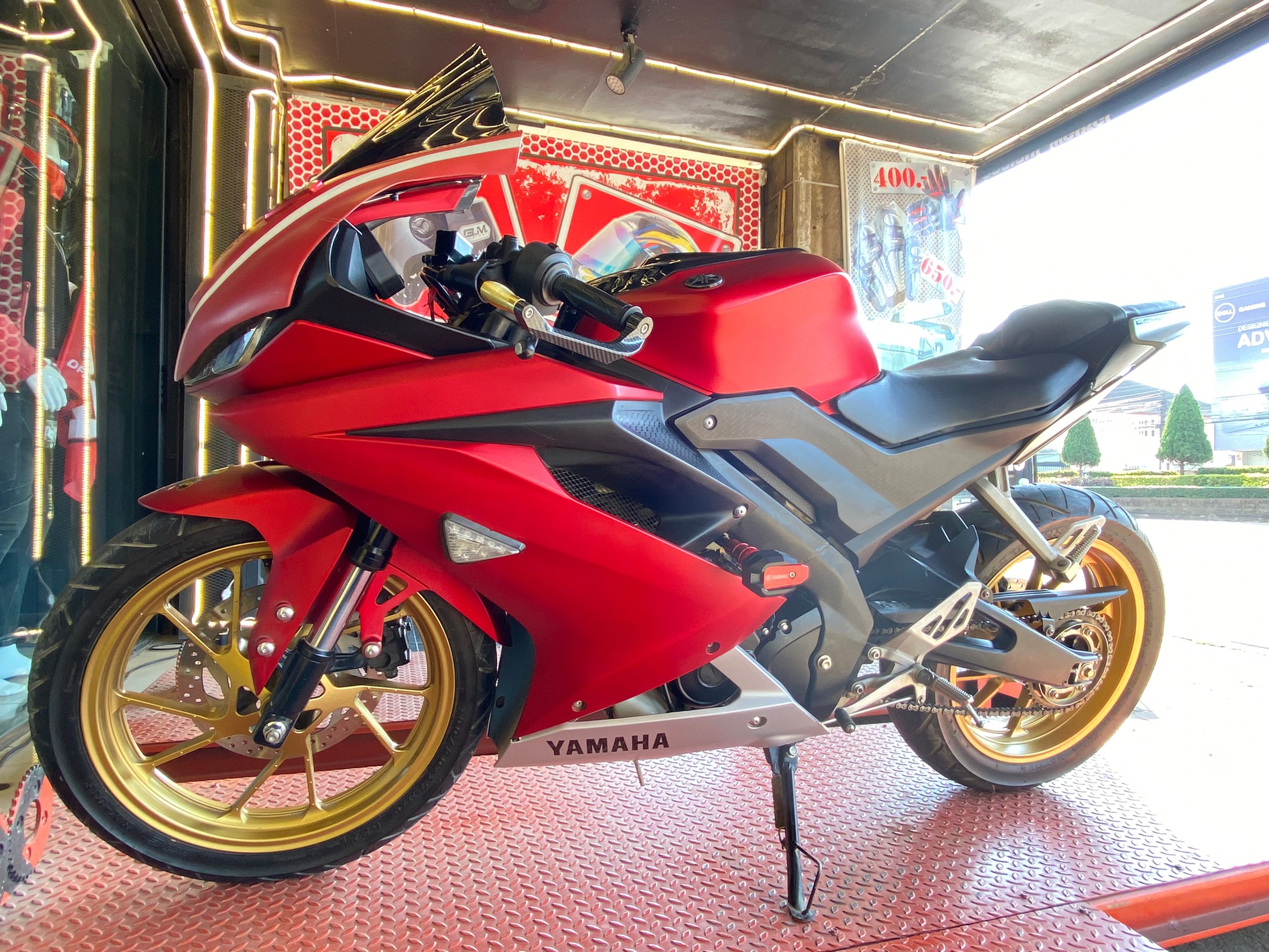กันล้มข้างเครื่อง YAMAHA R15 V3 ปี2017-2020 งานCNCแข็งแรงทนทาน