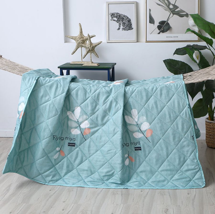 ผ้านวมบาง 5 ฟุต ผ้านวมพิมพ์ลาย ผ้าห่มนวมบาง ผ้านวมบาง ผ้าห่มบาง ผ้าห่มทำหรีด ราคาส่ง 95 บ. 1 กระสอบ 100 ผืน ปลีก-ส่ง