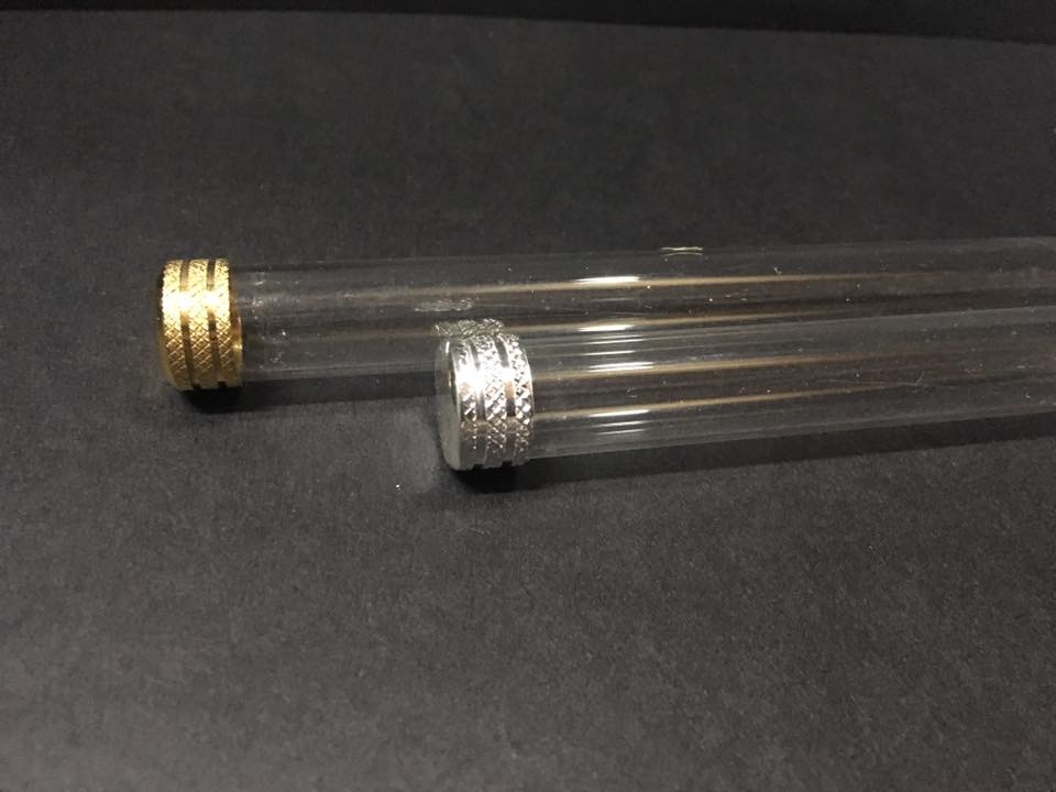 มีดแทงหยวก ผลิตโดยช่างที่มีประสบการณ์กว่า 15 ปี จับถนัด ใบมีดอย่างดี ด้ามไม้ทำจากไม้แท้ไม่จกตา