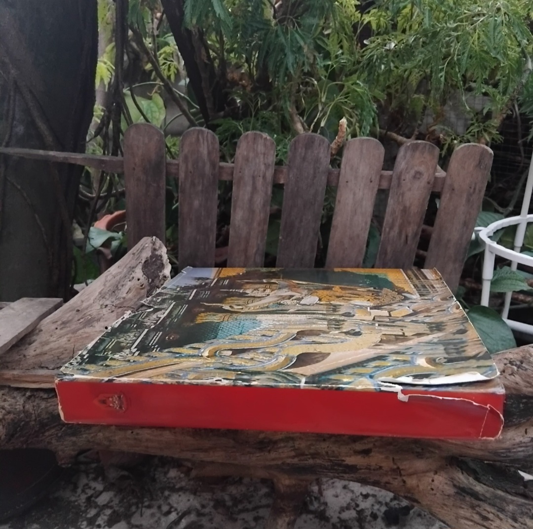 สมุดภาพสถาปัตยกรรมกรุงรัตนโกสินทร์ ปี 2525 มือ1 ปกแข็ง ภาพเก่าในอดีตถึง 223 ภาพหนังสือจากโกดังหนังสือ