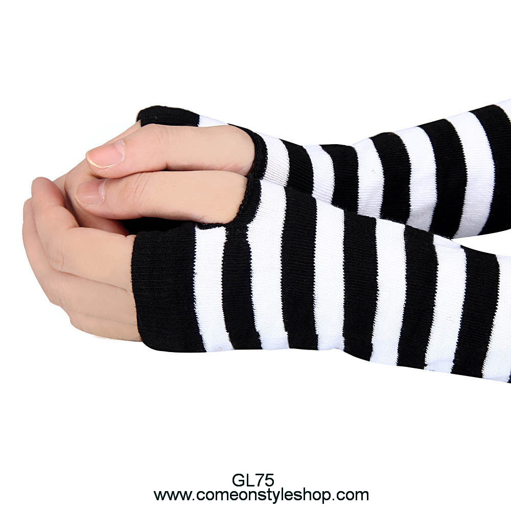 ถุงมือผ้าเปิดนิ้ว