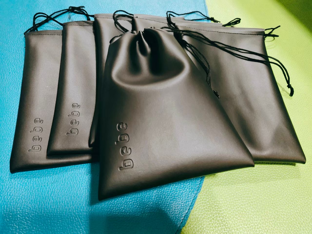 ZIP BAG กระเป๋า ของพรีเมี่ยม ของที่ระลึก ของขวัญ ตอบโจทย์ทุกความต้องการ