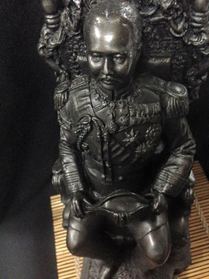 รูปหล่อทองเหลือง รัชกาลที่5