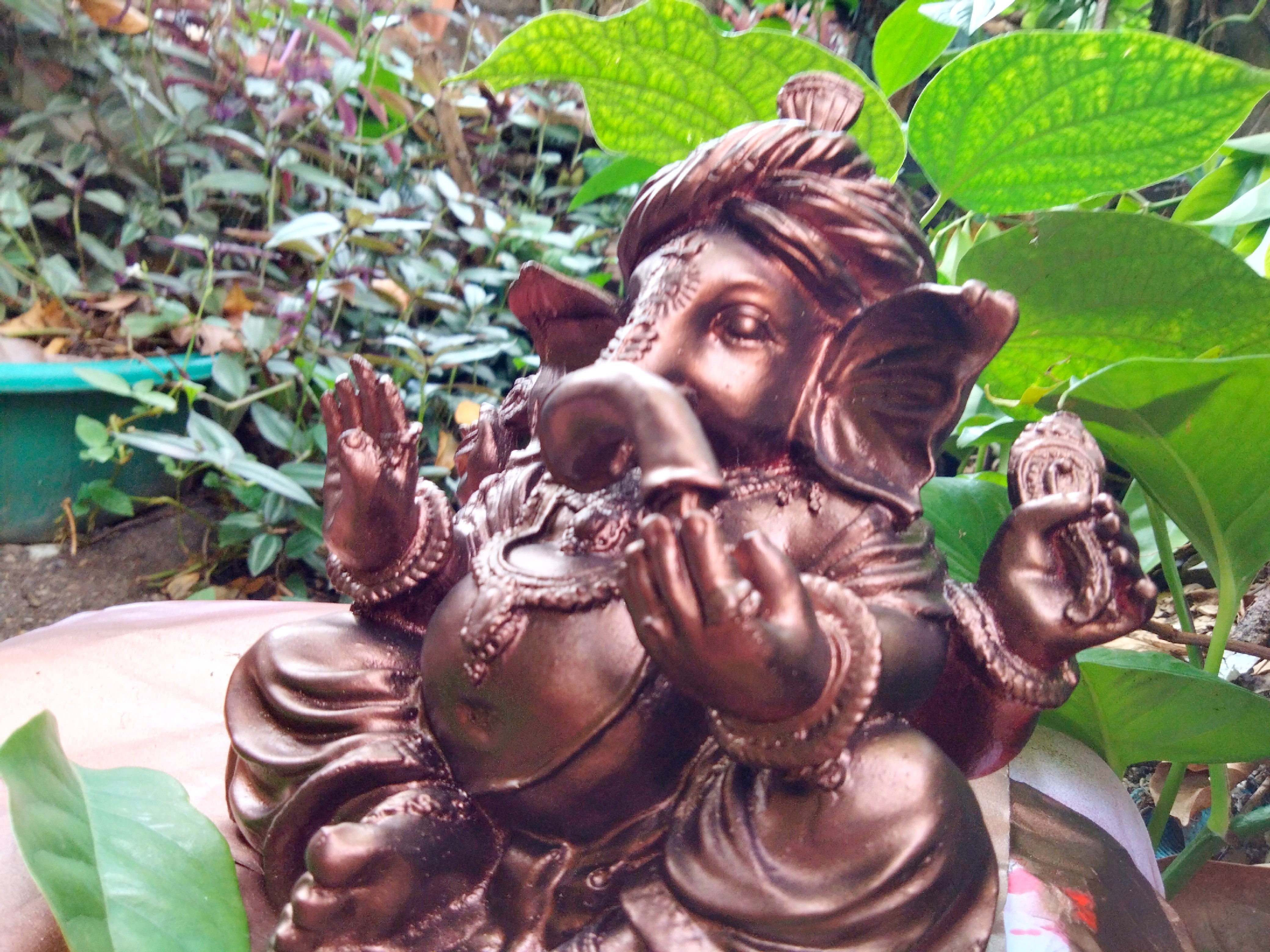 พระพิฆเนศ ปางโพกผ้า ค้าขายรุ่งเรือง โทนสีน้ำตาลเกรงขาม