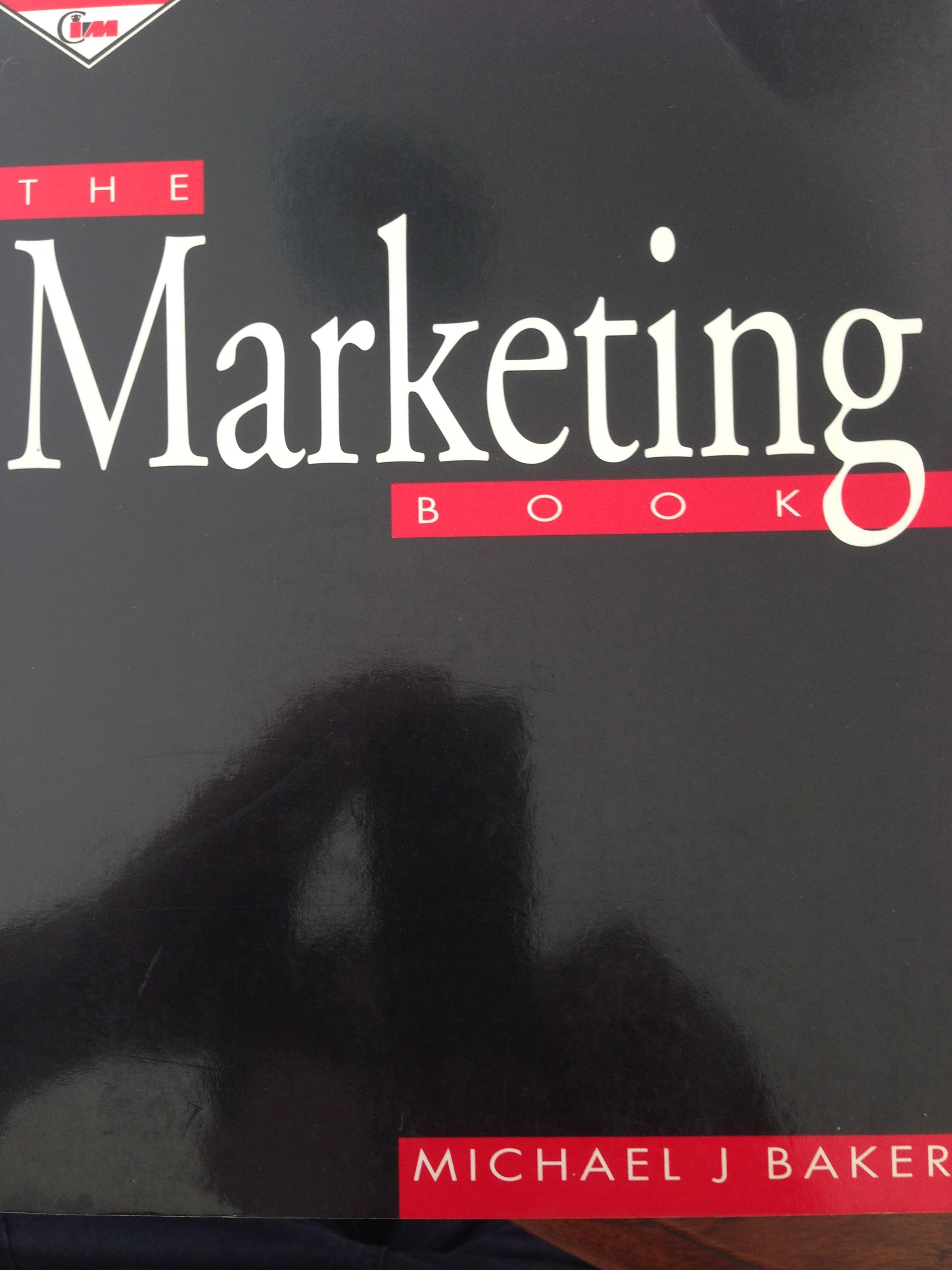 The MARKETING book. ผู้เขียนMichael J Baker. หนังสือหนา742หน้า 0 กก.