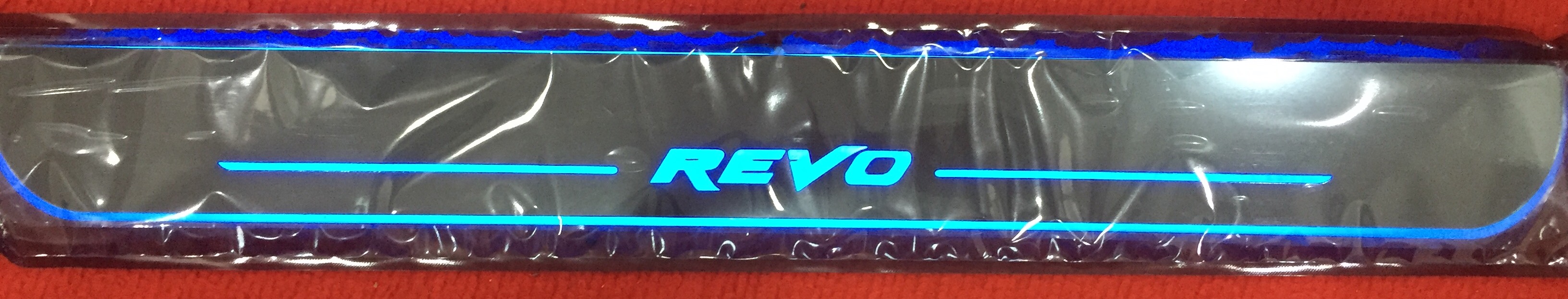 LED sill scuff plate- Revo