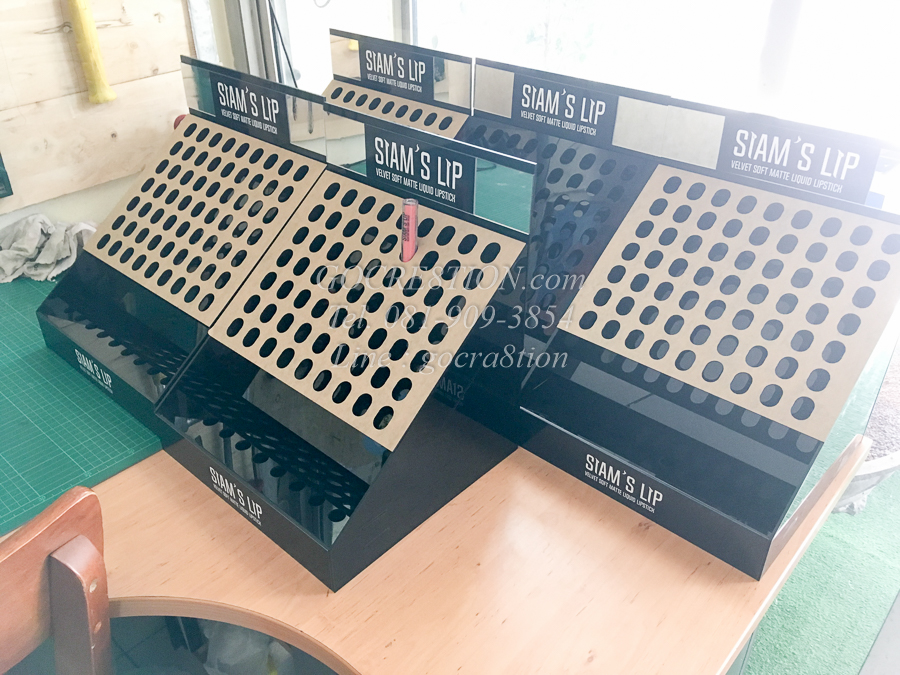 งาน อะคริลิค by GO CREATION