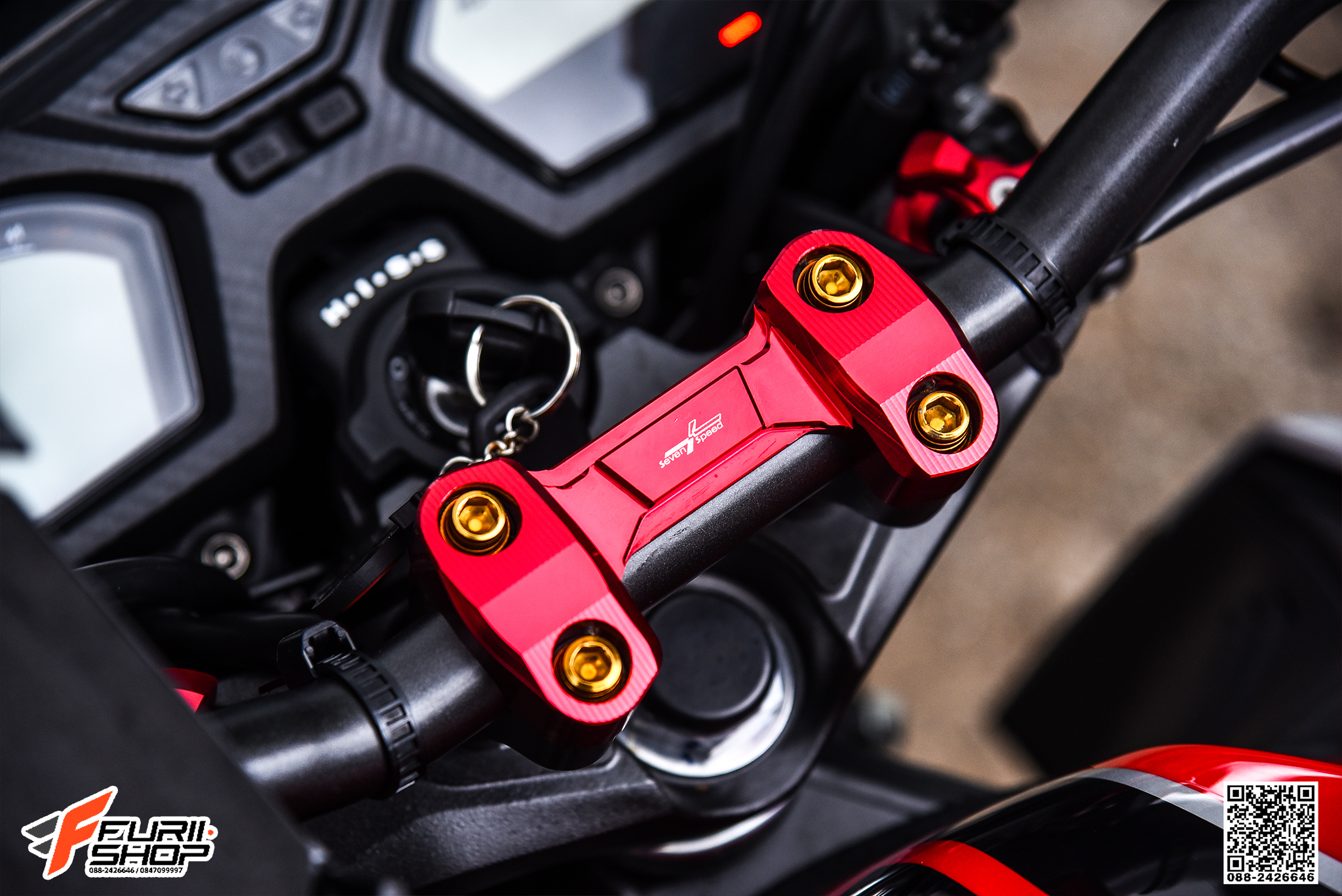 ฝาครอบตุ๊กตาแฮนด์ SEVEN SPEED สีแดง FOR HONDA CB650F