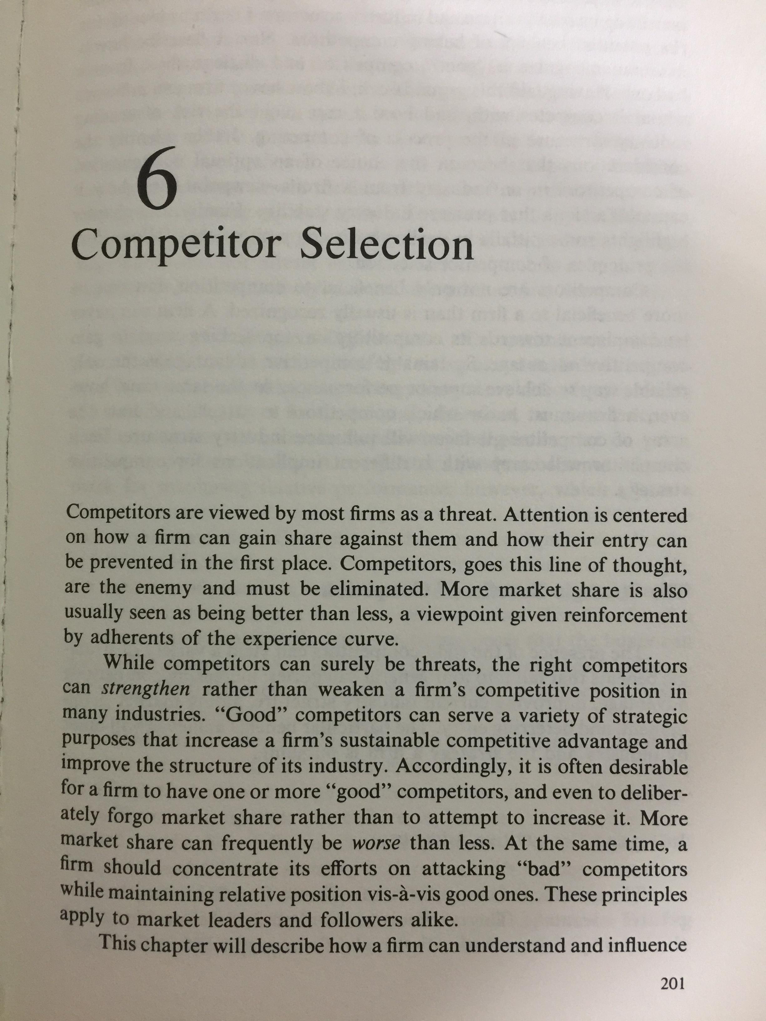 COMPLETITIVE ADVANTAGE. creating and sustaining superior performance ผู้เขียน Michael E.Porter 0 กก.