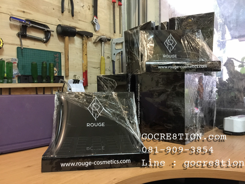 งาน อะคริลิค by GOCRE8TION.com