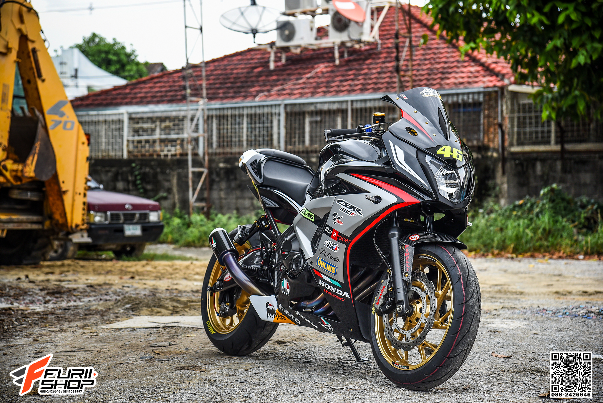 สายHEL HONDA CBR650F เดินอ้อมปั๊มหลัง สายสีแดง หัวเบนโจสีทอง