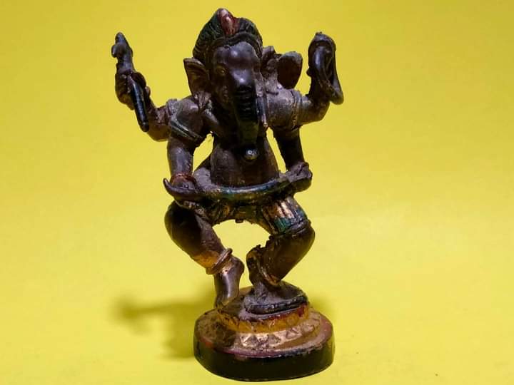 พระพิฆเนศปางร่ายรำ หรือปาง นาฏศิลป์ เนื้อทองเหลือง ขนาดเล็ก