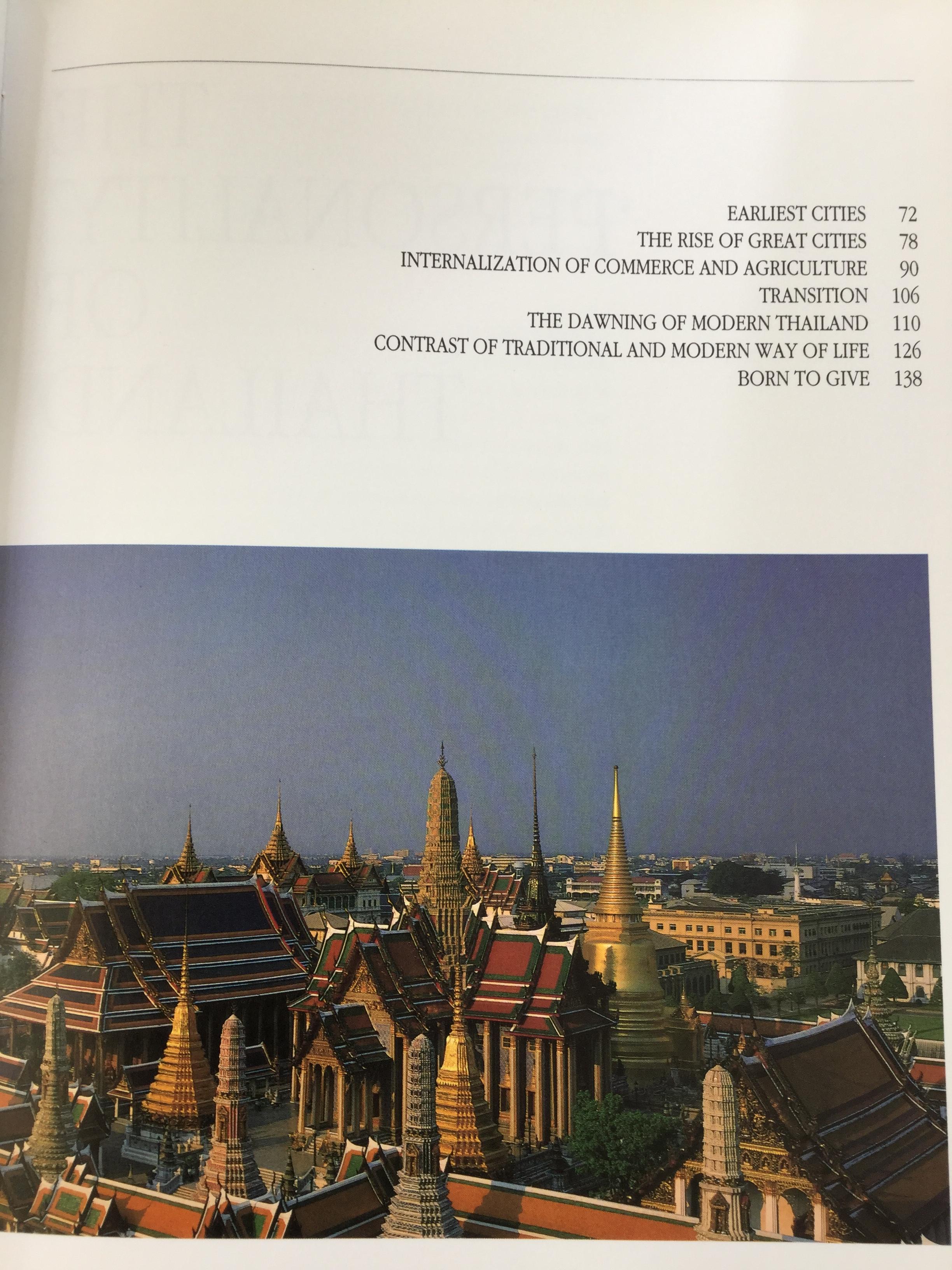The PERSONALITY of THAILAND. ผู้จัดทำ Tourism Authority of Thailand 3,600 กรัม