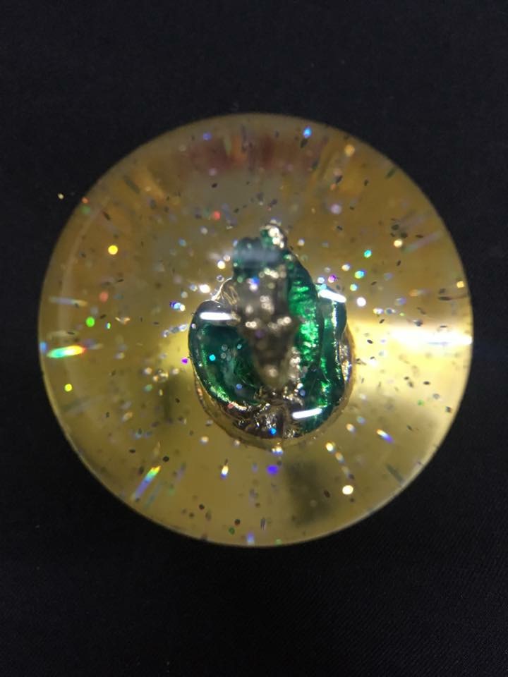 พญานาคในลูกแก้ว ขนาดเล็ก