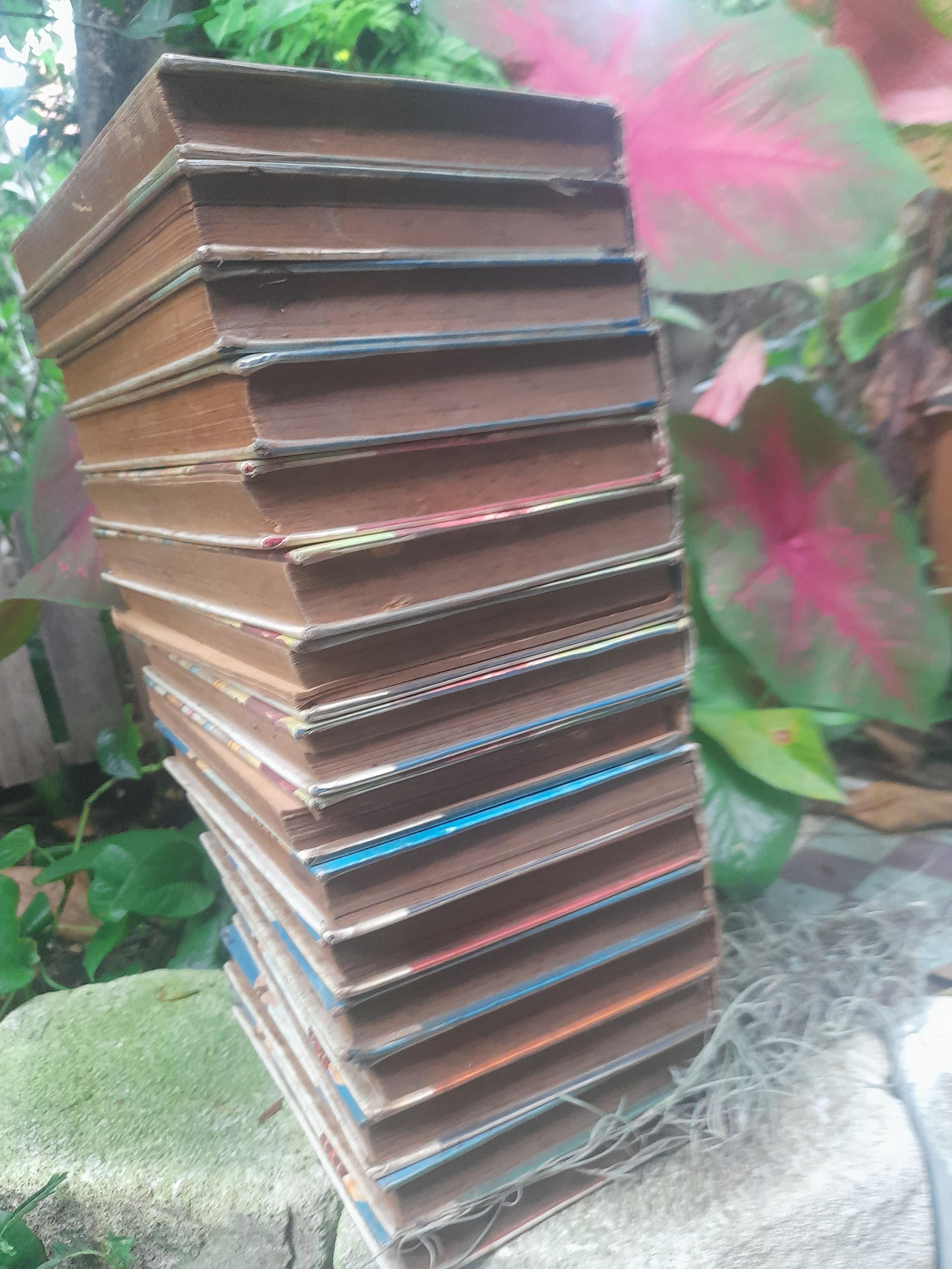 นิยายกำลังภายในจีน 3 เรื่องครับ แดนมิคสัญญีนักฆ่ามหาประลัย ดาวเพชฌฆาต หนังสือปกแข็ง สภาพสะสมครับ