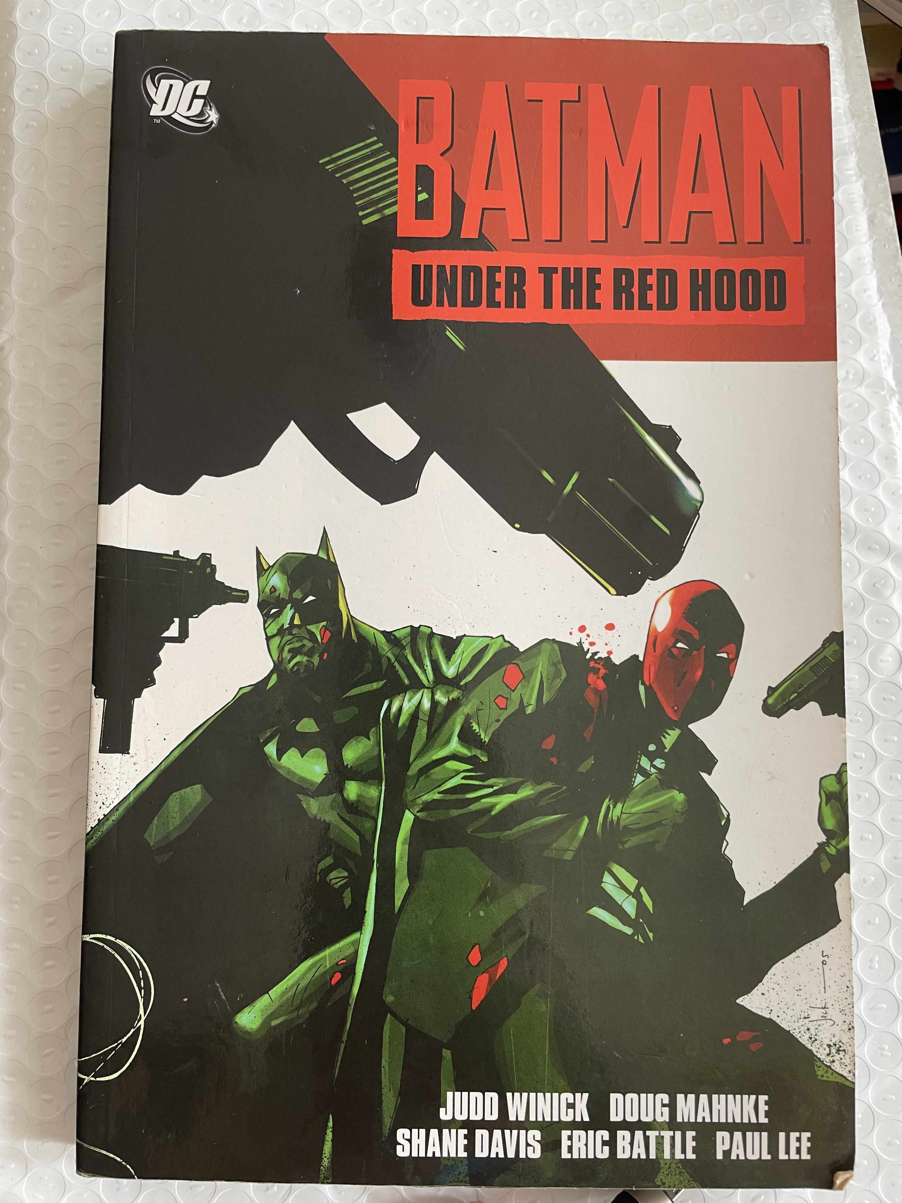 BATMAN. UNDER THE RED HOOD. 2,090 กรัม