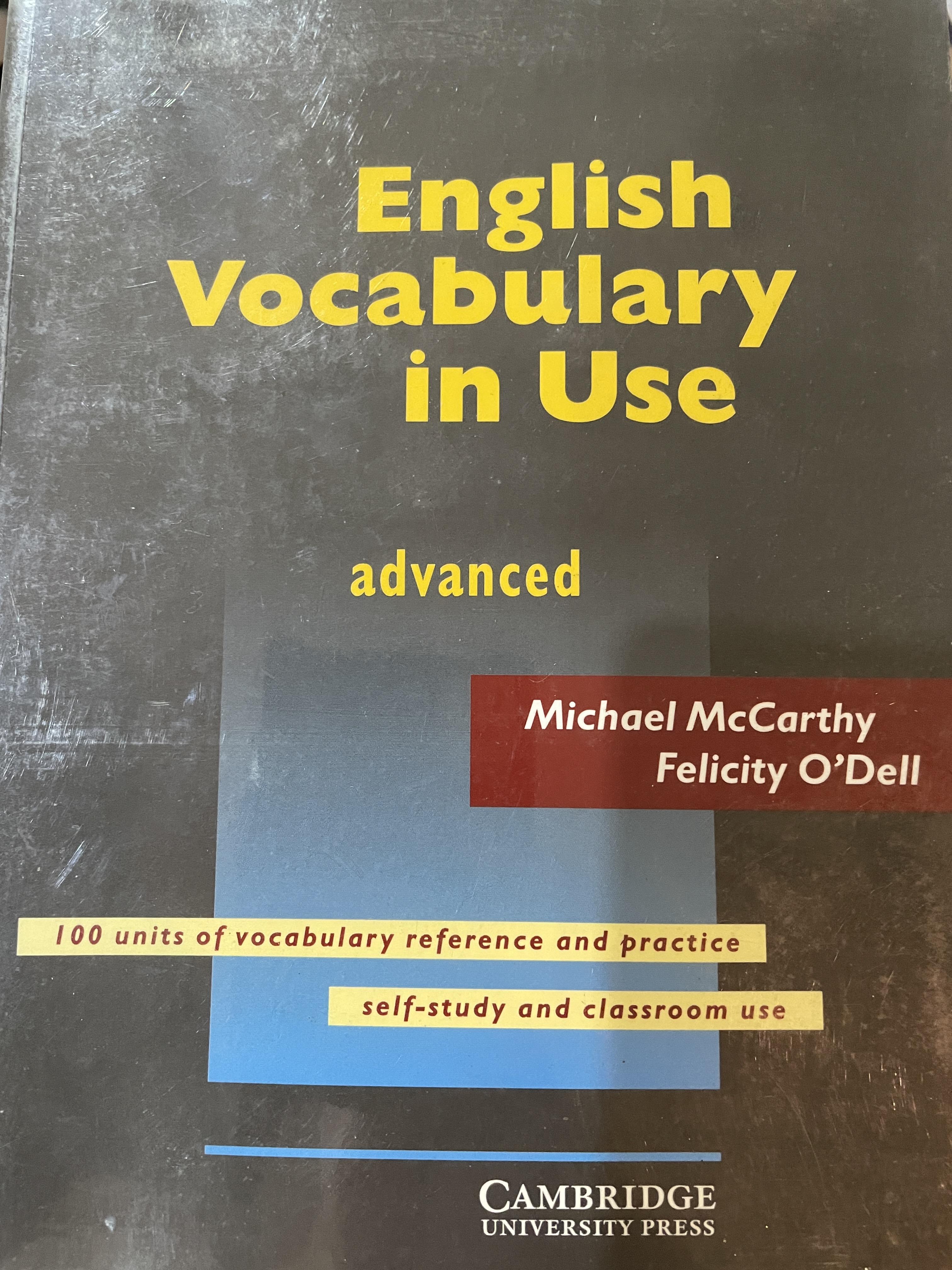 English VOCABULARY in use 0 กก.