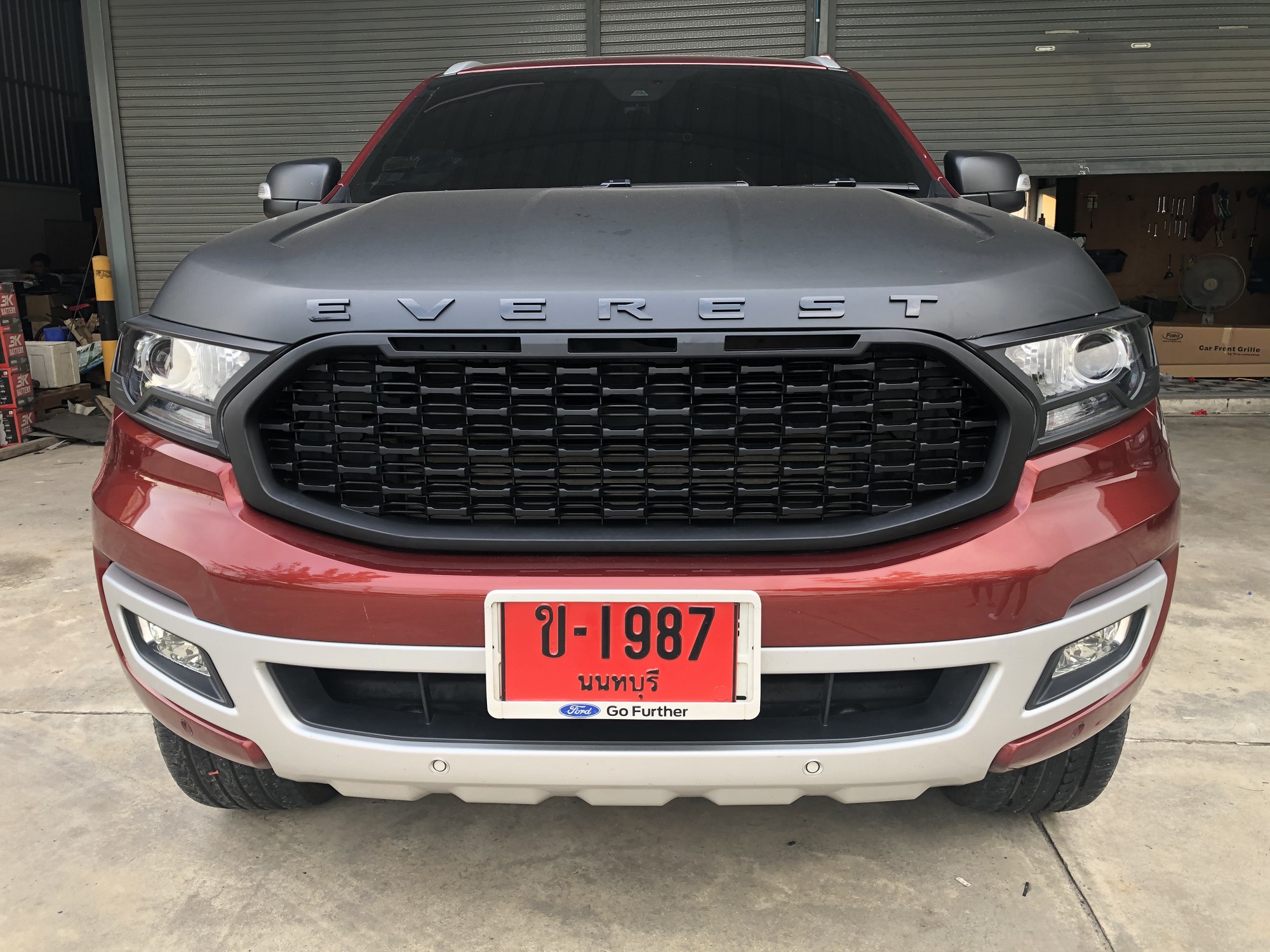 กระจังทรงมัสแตง Foro Everest 2.0 2019-2021 สีดำด้าน