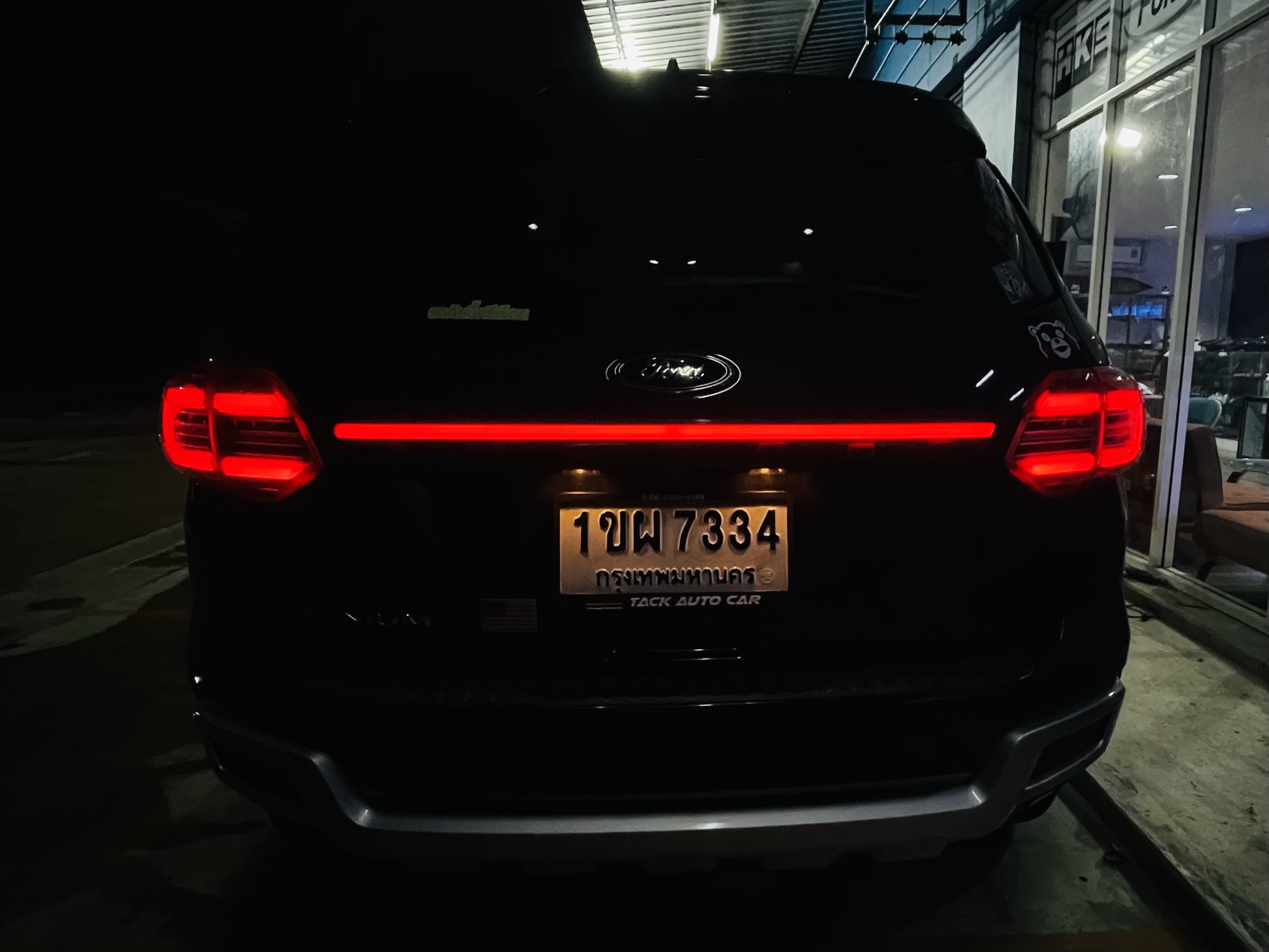 คาดท้าย Everest ทรง Cayenne (ไม่รวมไฟท้าย)