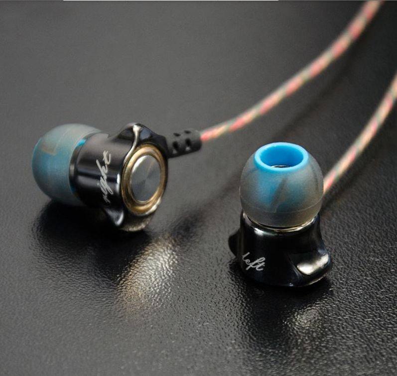 ขาย KZ ED10 หูฟัง IEM ทรงคลาสสิค รุ่นล่าสุด
