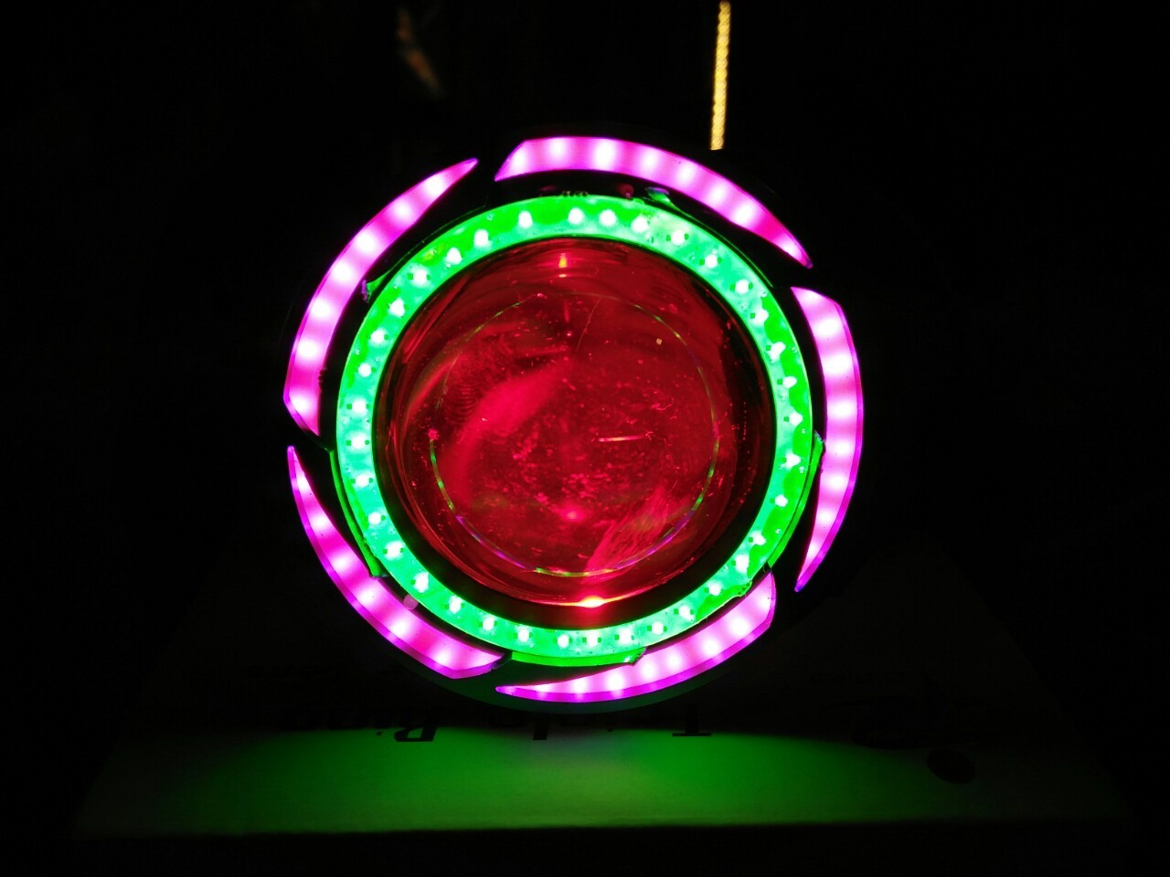 ไฟโปรเจคเตอร์มอเตอร์ไซค์ LED 2 ชั้น V.11 สามารถใช้ได้กับมอเตอร์ไซค์,บิ๊กไบค์,รถยนต์ ทุกรุ่น