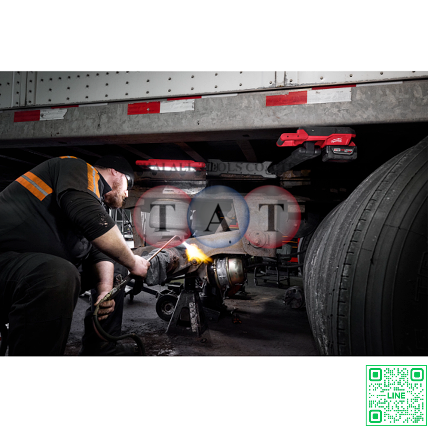 Milwaukee M18 ABL-0 ไฟบูมแม่เหล็กไร้สาย 2,500 ลูเมน