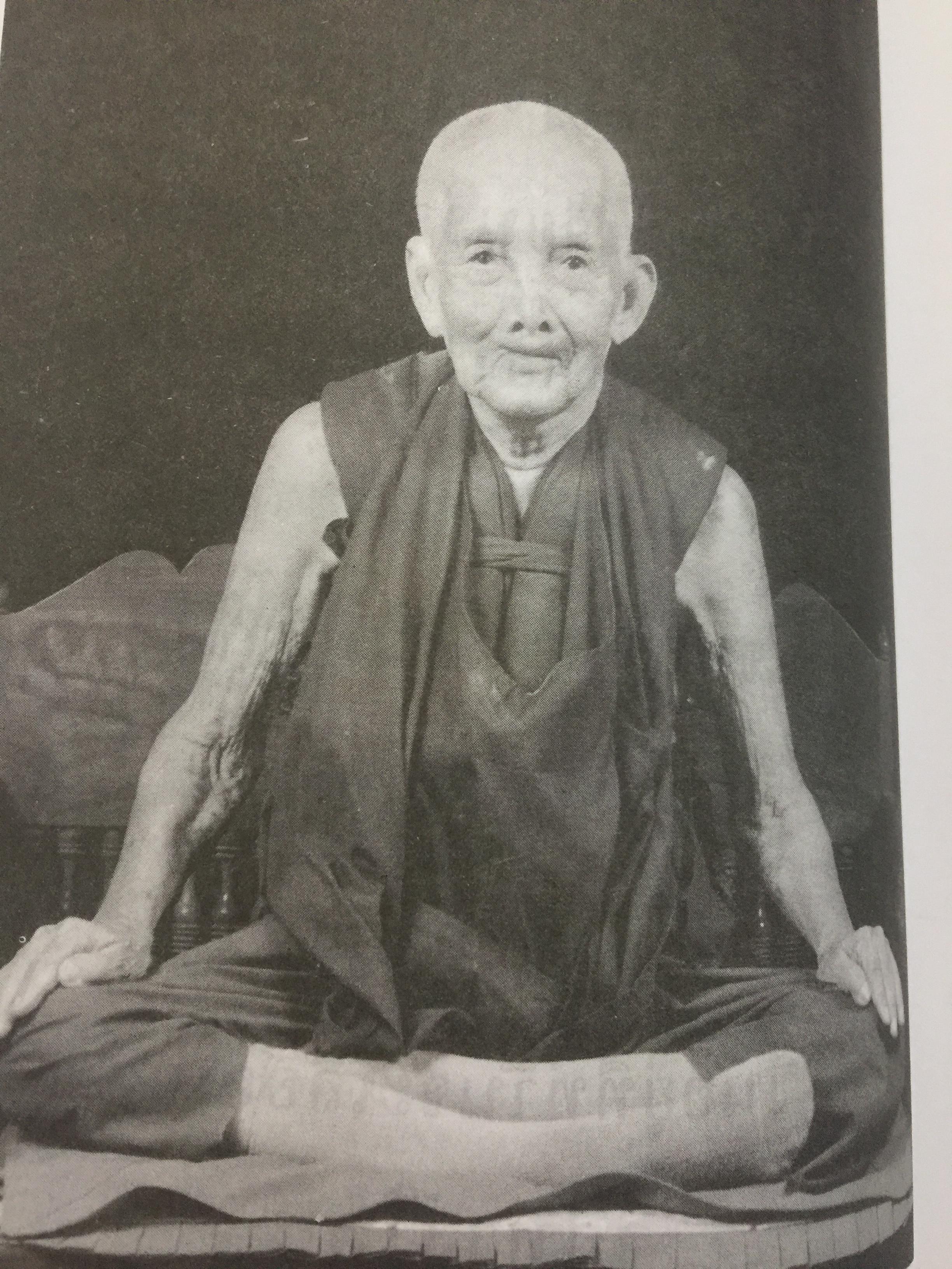 25 ผู้ระลึกชาติ. ข้อพิสูจน์ยืนยัน วัฎฎะเวียนว่ายตายเกิด ที่ชัดเจนที่สุด รวบรวมและเรียบเรียงโดย นที ลานโพธิ์ และคณะ 2,500 กรัม