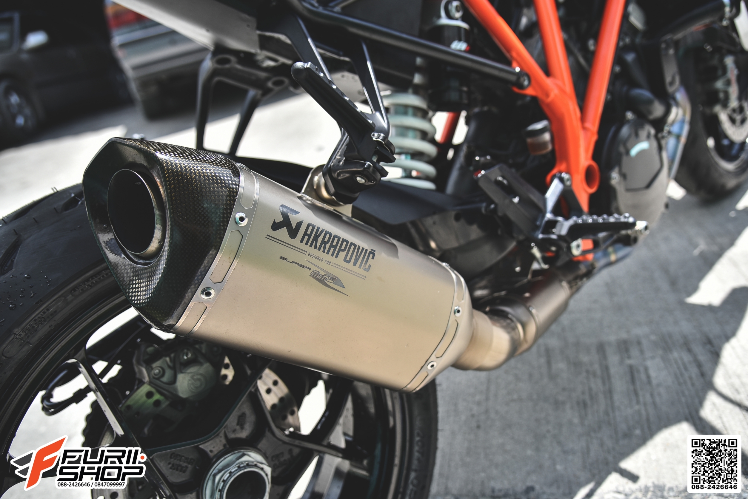 ท่อมอเตอร์ไซค์ AKRAPOVIC TITANIUM FOR KTM SUPERDUKE 1290 ท่อแต่ง ท่อสูตร ท่อบิ๊กไบค์ ท่อBigbike ท่อไอเสีย