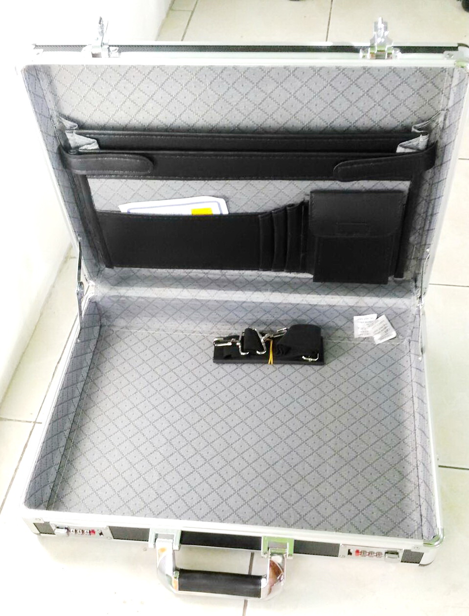กระเป๋าใส่เอกสาร 33x45x11