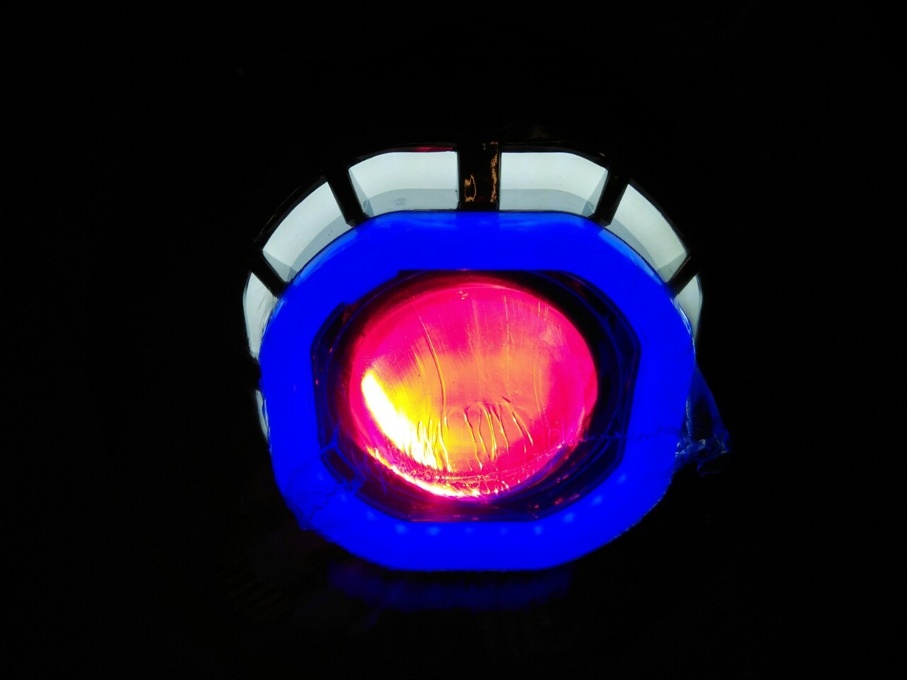 ไฟโปรเจคเตอร์มอเตอร์ไซค์ LED #V10 วงแหวน 2 ชั้น ทรงเหลี่ยม สามารถใช้ได้กับมอเตอร์ไซค์,บิ๊กไบค์,รถยนต์ ทุกรุ่น