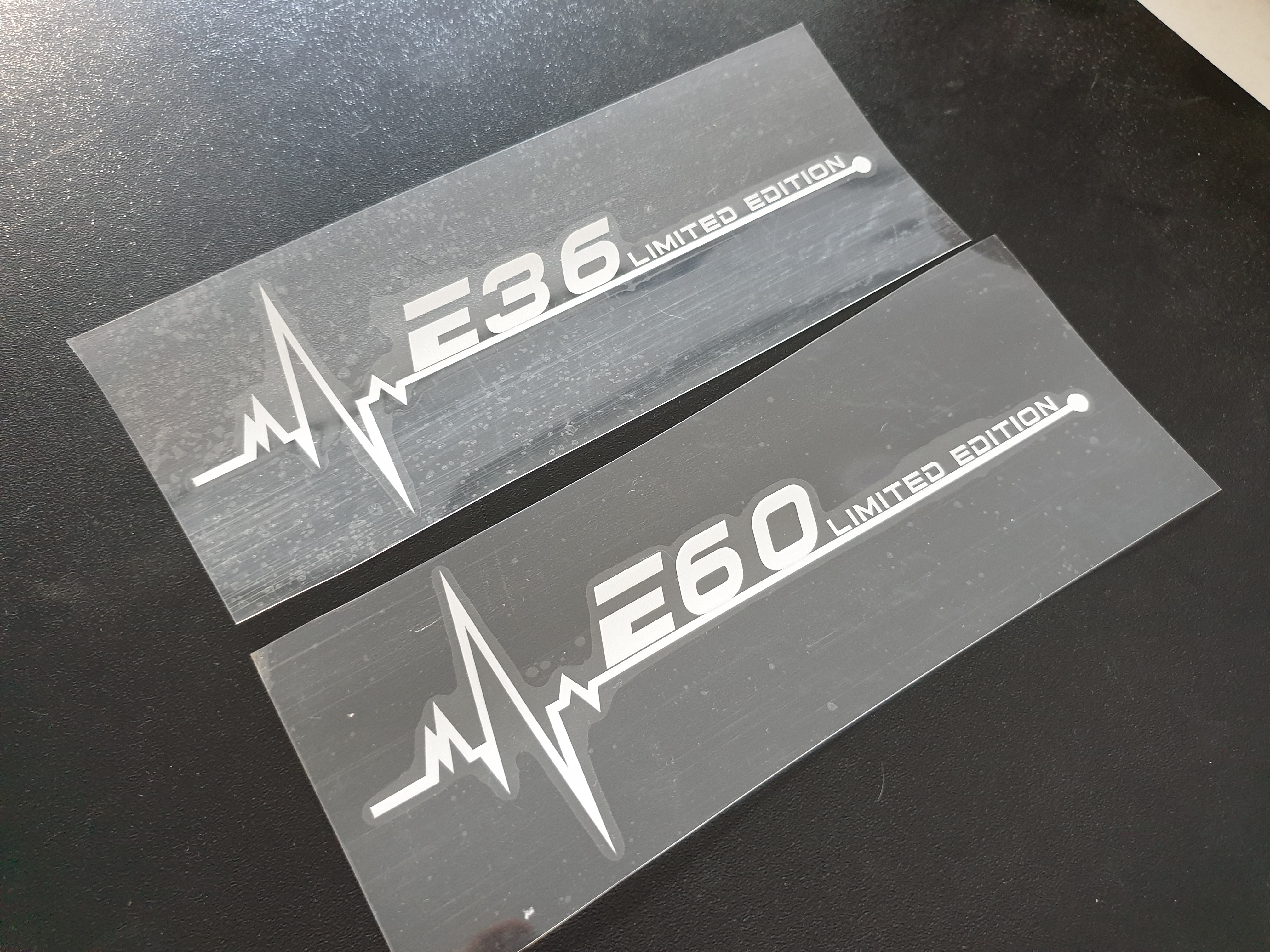 สติ๊กเกอร์ "รหัสรุ่นรถ Limited Edition" ติดกระจก มีหลายรุ่น