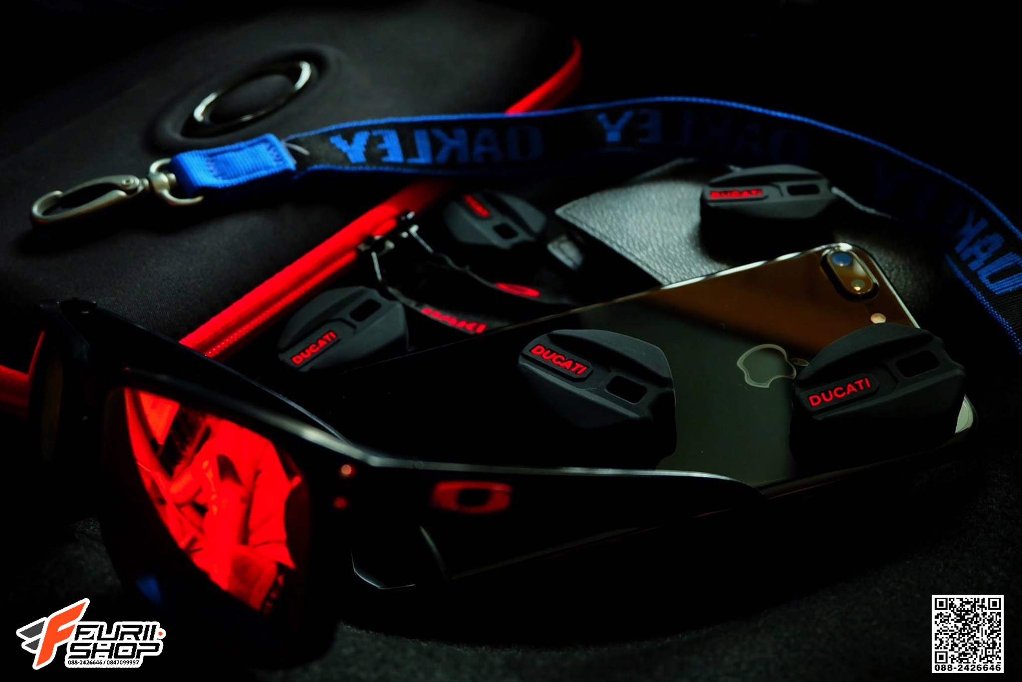 ซิลิโคนหุ้มกุญแจ DUCATI V2 สีดำ FOR STREETFIGHTER/PANIGALE/MONSTER696/795/796/1100Evo