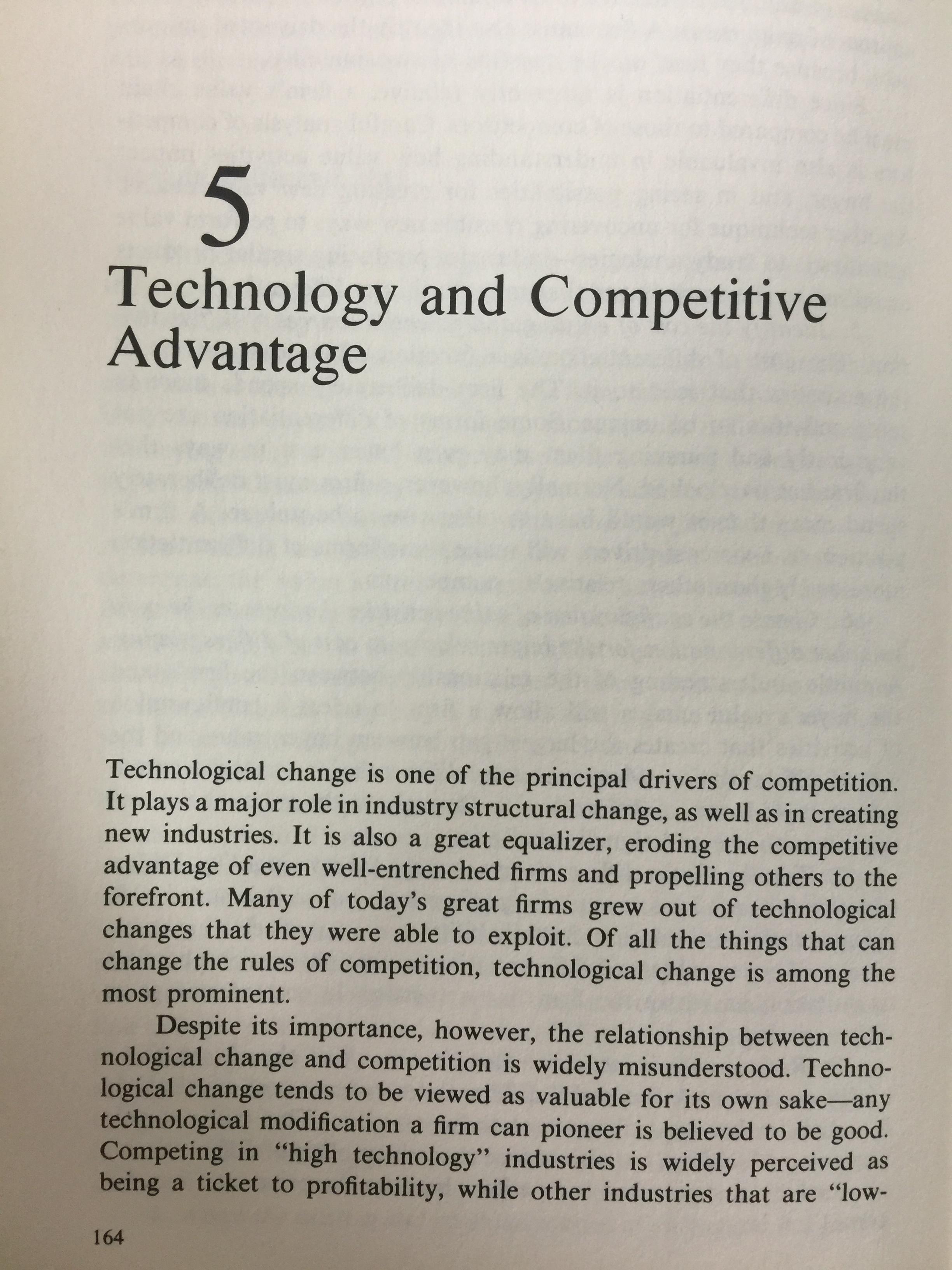 COMPLETITIVE ADVANTAGE. creating and sustaining superior performance ผู้เขียน Michael E.Porter 0 กก.