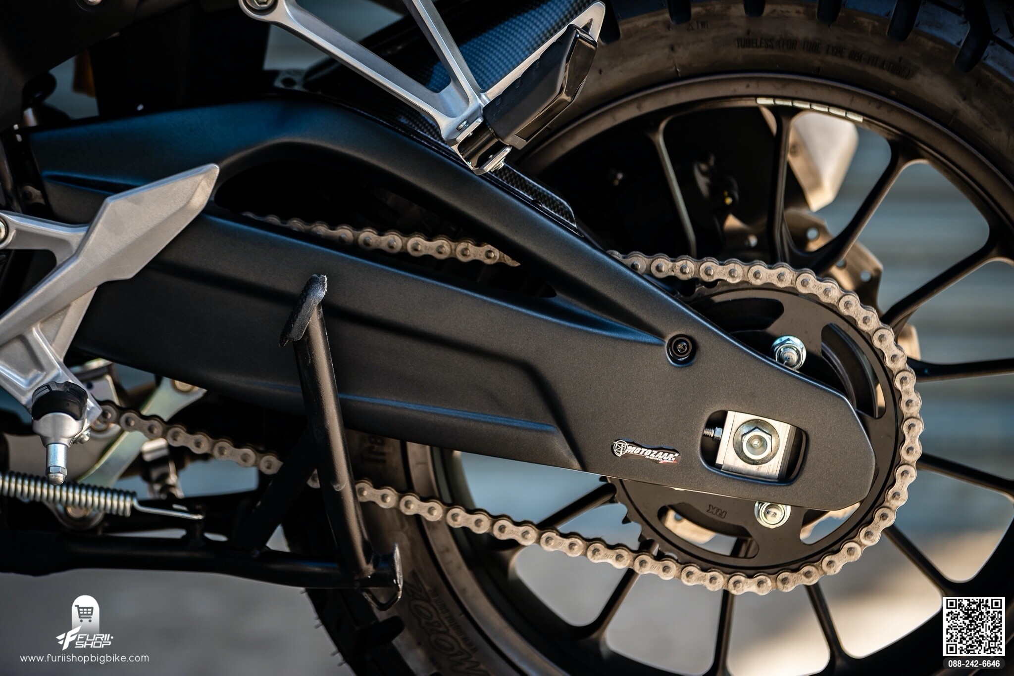 ชุดครอบสวิงอาร์ม+บังโคลนหลัง (สีดำ/บรอนซ์) MOTOZAAA FOR CB500X 2019