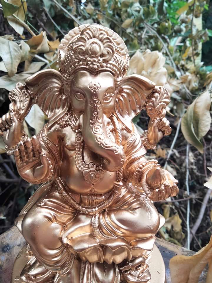 พระพิฆเนศ ปางรีนาโมจัน ปางปลดหนี้สร้างทรัพย์ องค์สีทองคำ